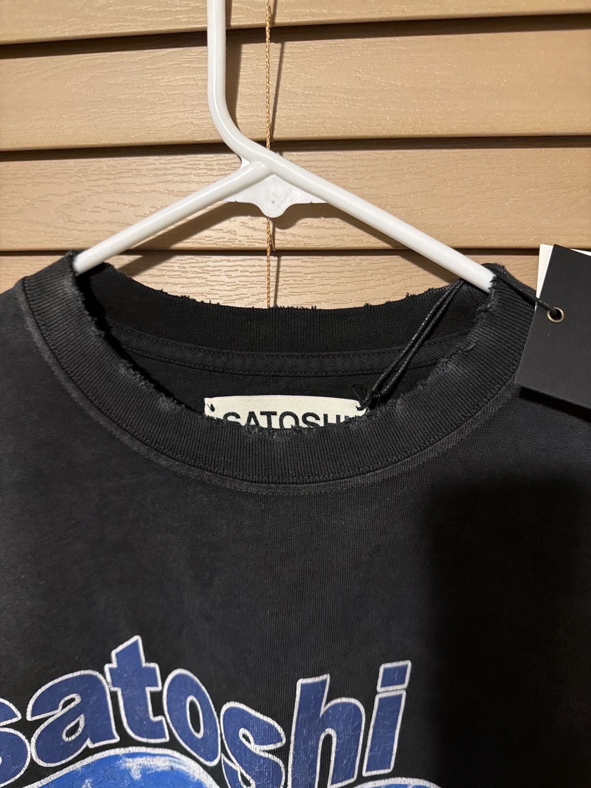Satoshi Nakamoto Satoshi Nakamoto “Don’t Forget to Smile” XXL New* 26 collect Size US XXL / EU 58 / 5 - 5 Thumbnail