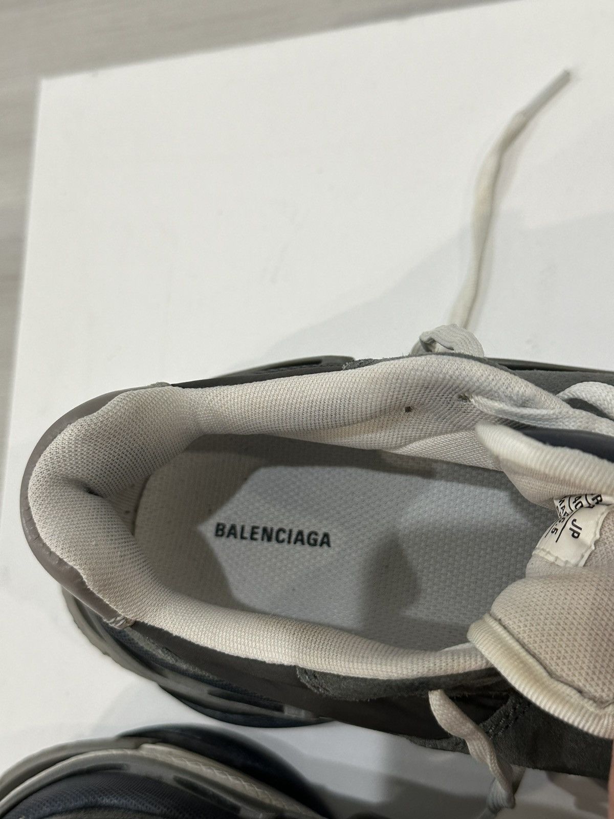 Balenciaga Balenciaga Triple S version 2.0 Size US 7 / EU 40 - 8 Thumbnail