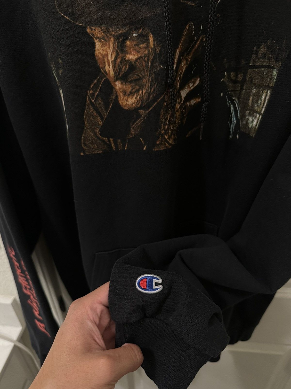 Champion A Nightmare on Elm Street Champion Hoodie Size US XL / EU 56 / 4 - 2 Thumbnail