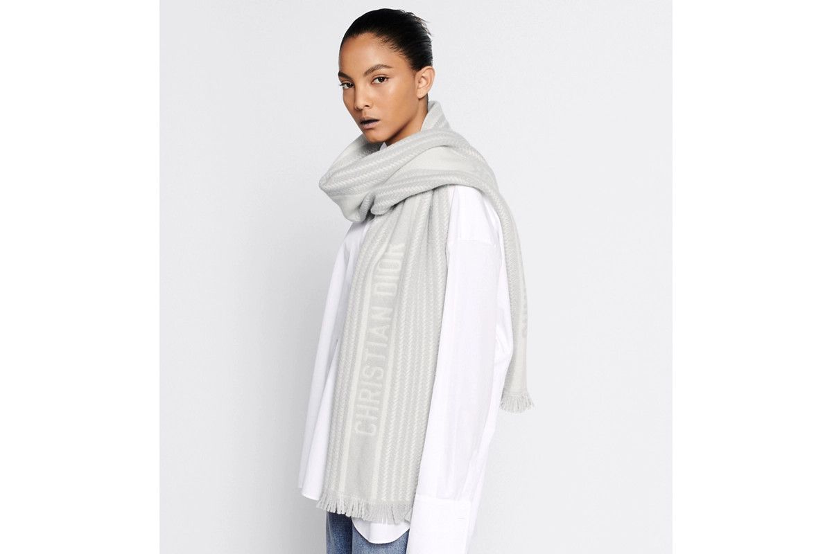Dior o1bcso1str0226 Size:OS/Sporty Scarf in Grey Size ONE SIZE - 5 Thumbnail
