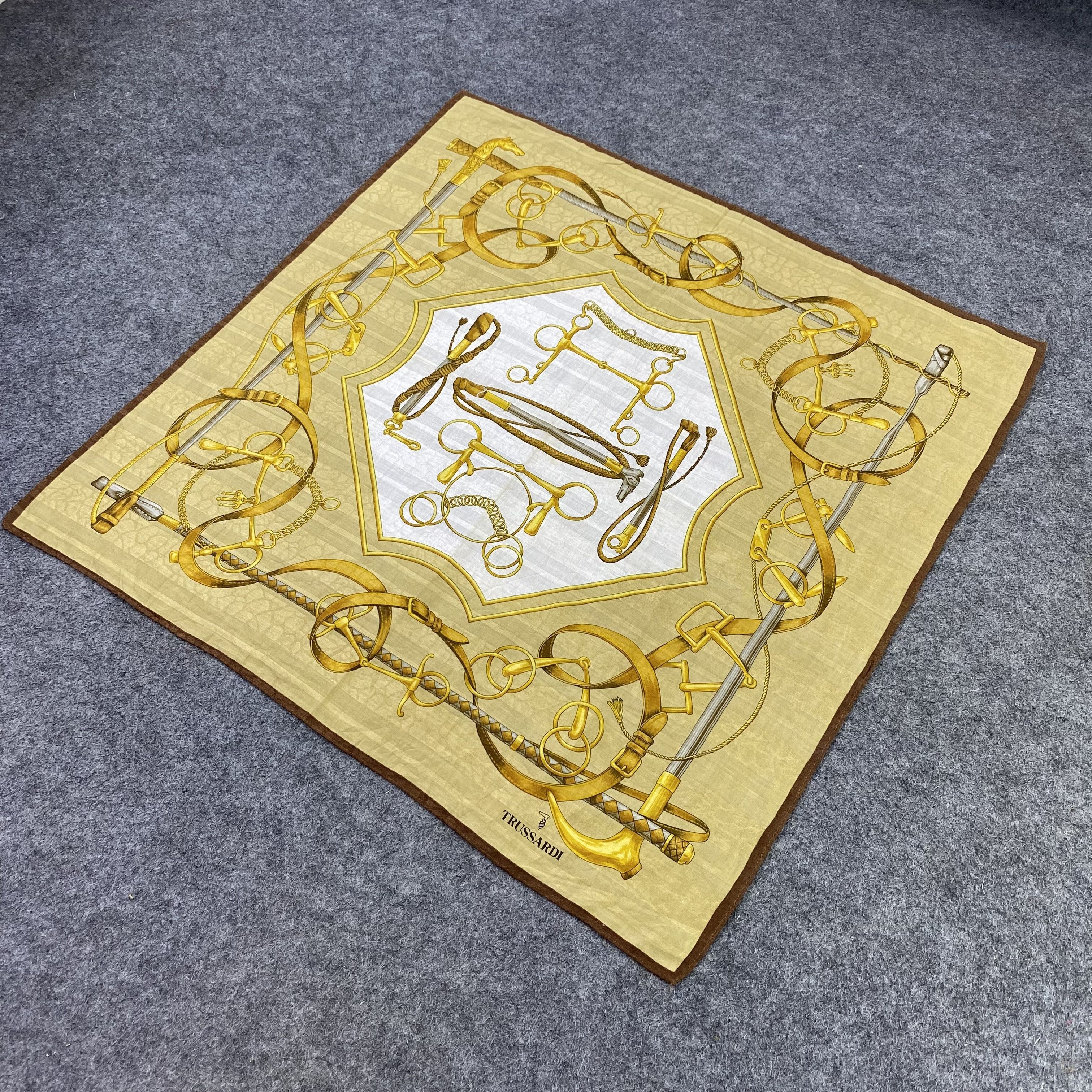 Trussardi Trussardi Handkerchief / Bandana / Neckerchief-B2265 Size ONE SIZE - 4 Thumbnail