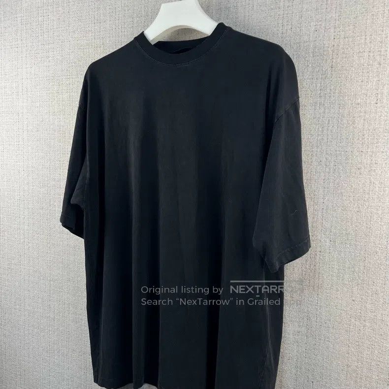 Balenciaga Balenciaga Logo Crystal-Studded Distressed Round Neck Shor Size US L / EU 52-54 / 3 - 2 Thumbnail