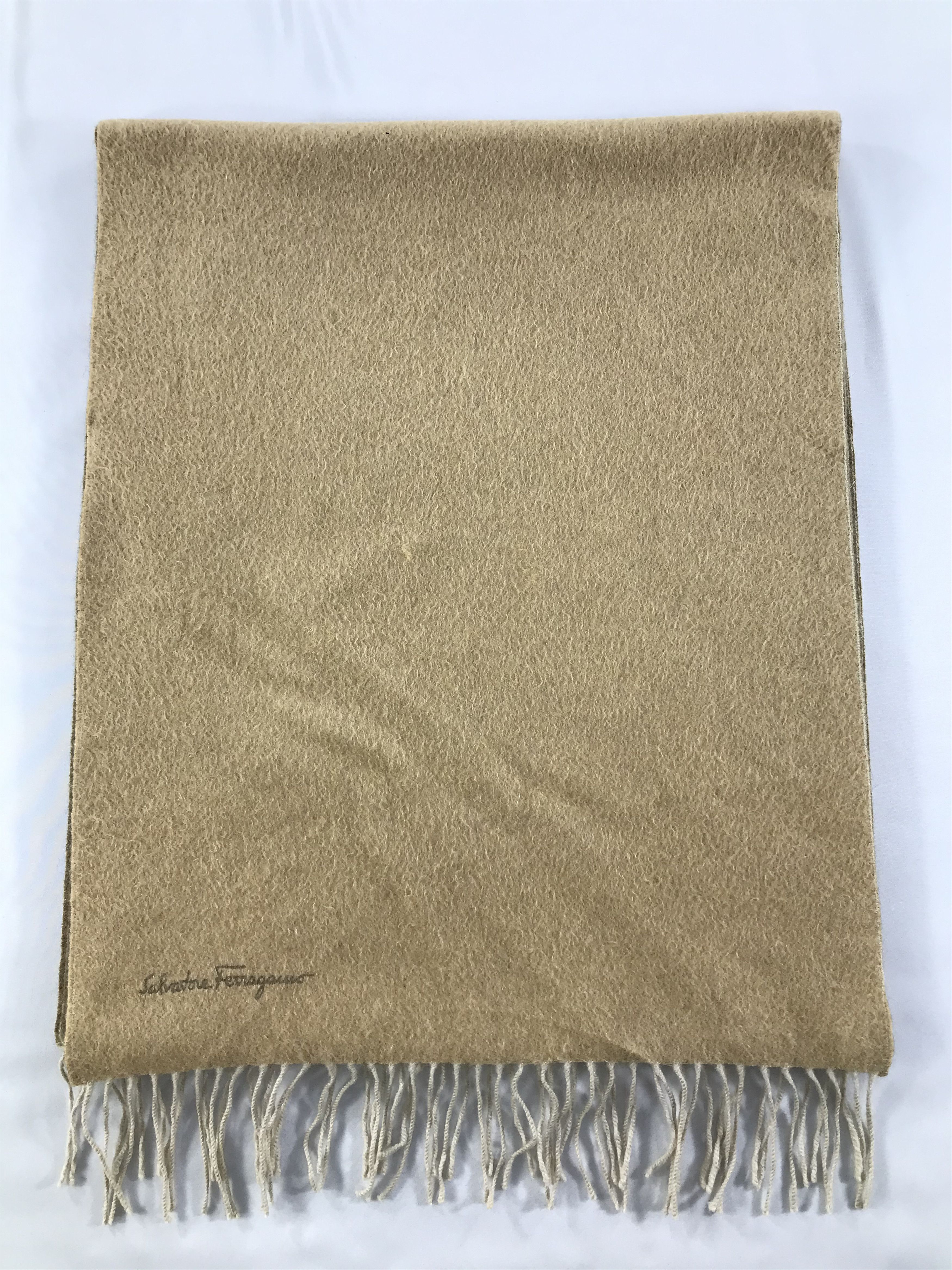 Salvatore Ferragamo Vintage Salvatore Ferragamo Scarf/Muffler/Neckwear MF1381 Size ONE SIZE - 2 Thumbnail