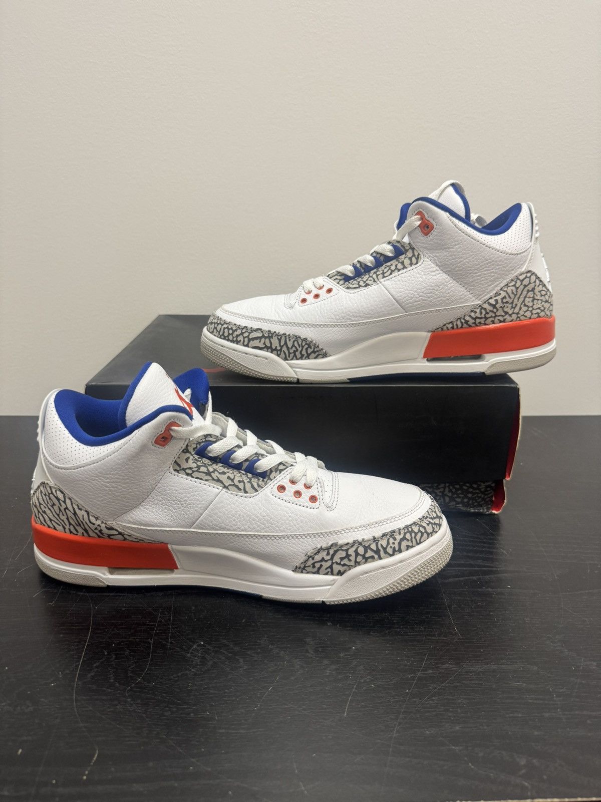 Jordan Brand Jordan 3 knicks Size US 11.5 / EU 44-45 - 2 Thumbnail