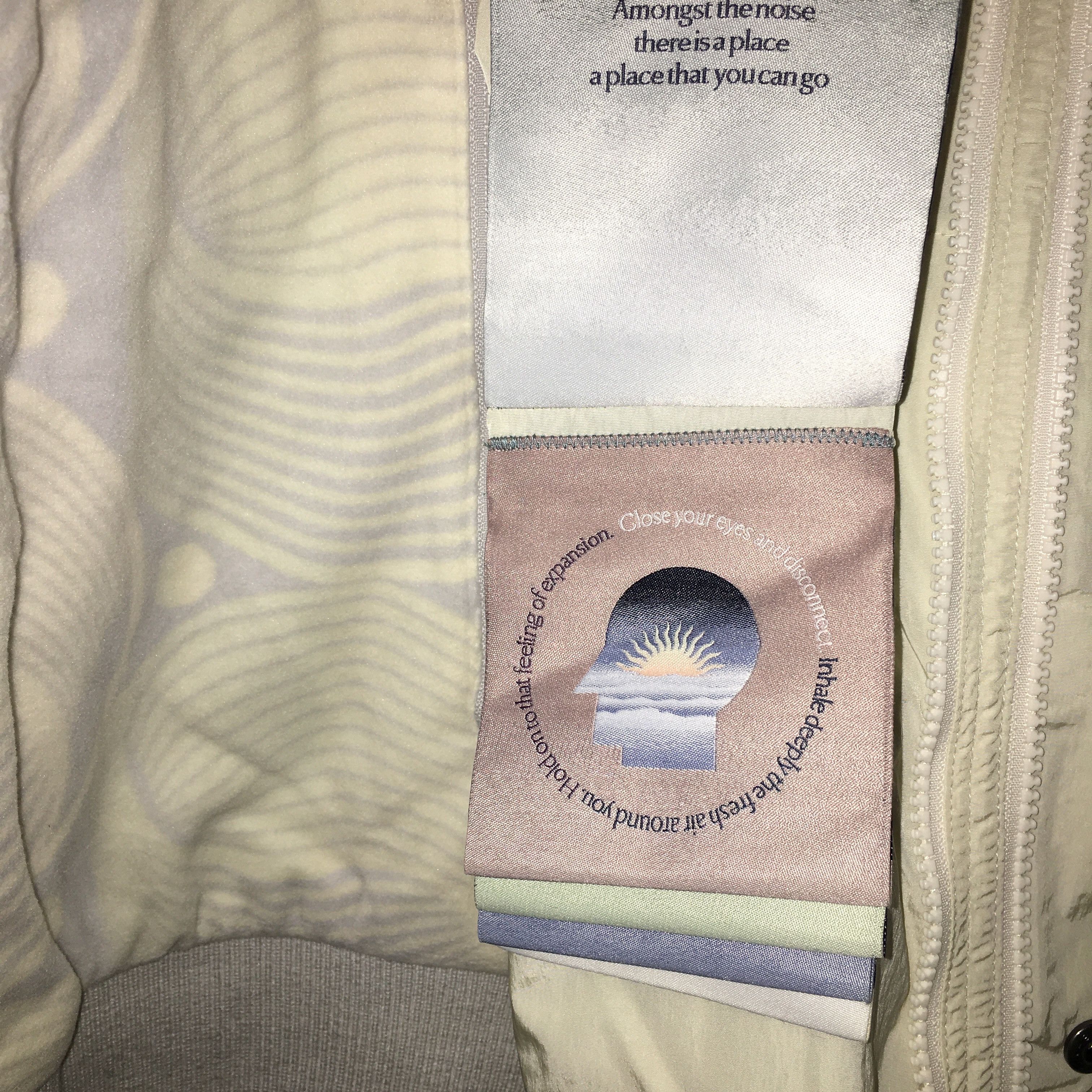Columbia × Madhappy Madhappy x COLUMBIA 3 in 1 BUGABOO INTERCHANGEABLE JACKET Size L / US 10 / IT 46 - 11 Thumbnail