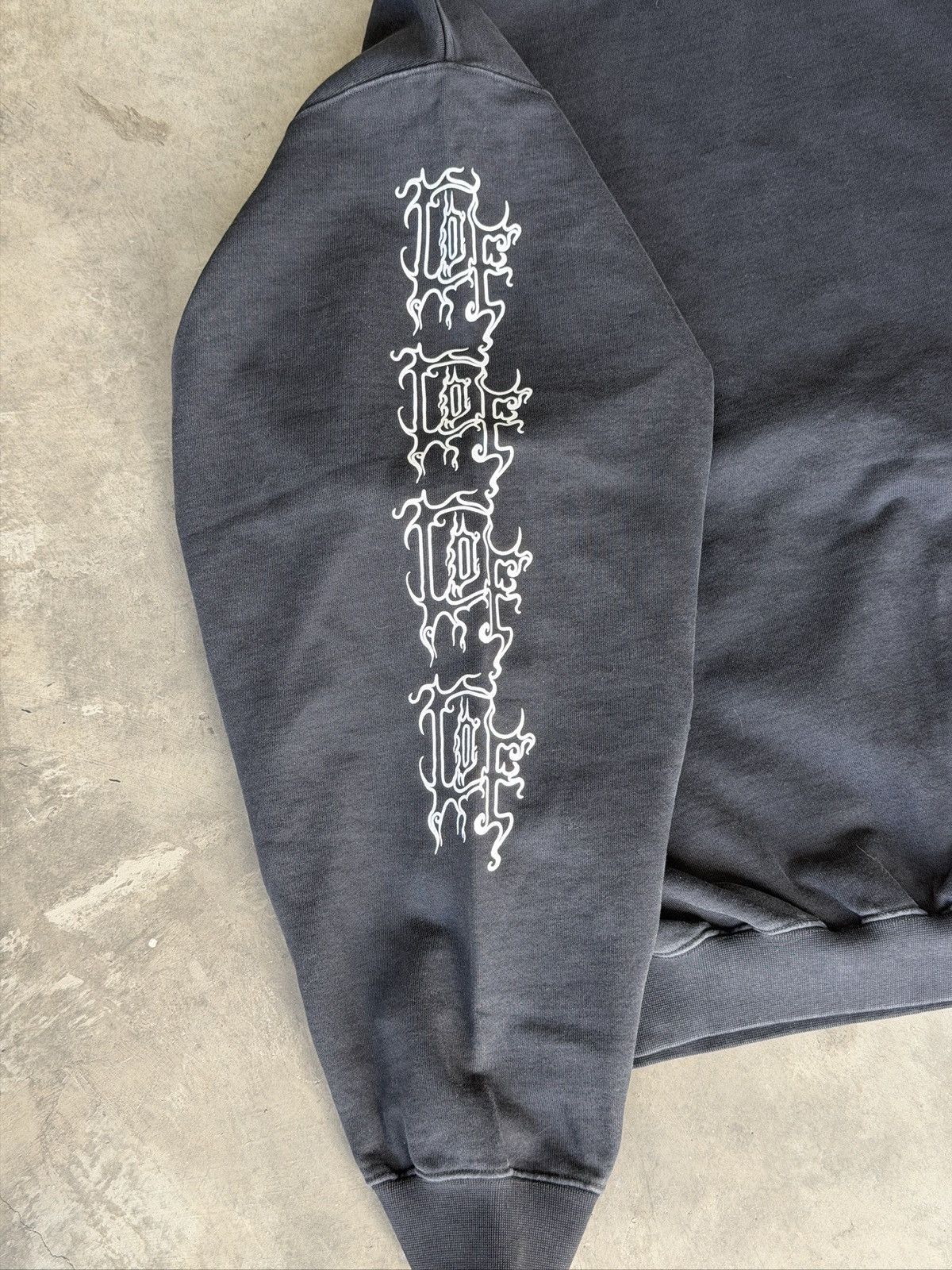 Vetements Vetements x Cradle of filth hoodie Size US L / EU 52-54 / 3 - 5 Thumbnail