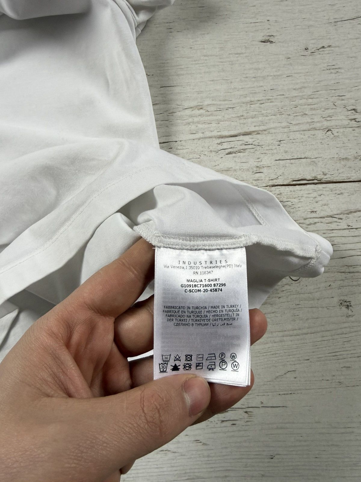 Moncler Moncler t-shirt Size US L / EU 52-54 / 3 - 6 Thumbnail
