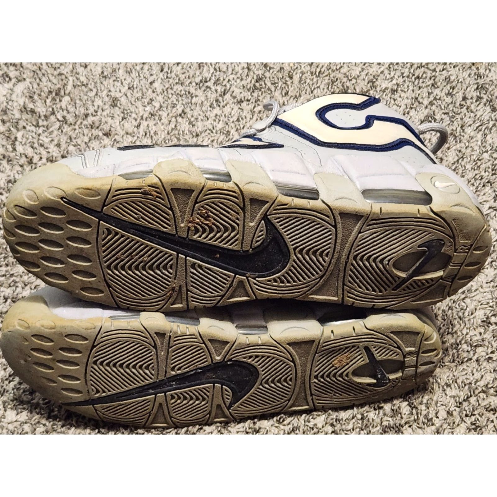 Nike VINTAGE Nike Air More Uptempo NYC Retro 9.5 Men Gray Sneakers Pippen AJ3137-001 Size US 10 / EU 43 - 4 Thumbnail