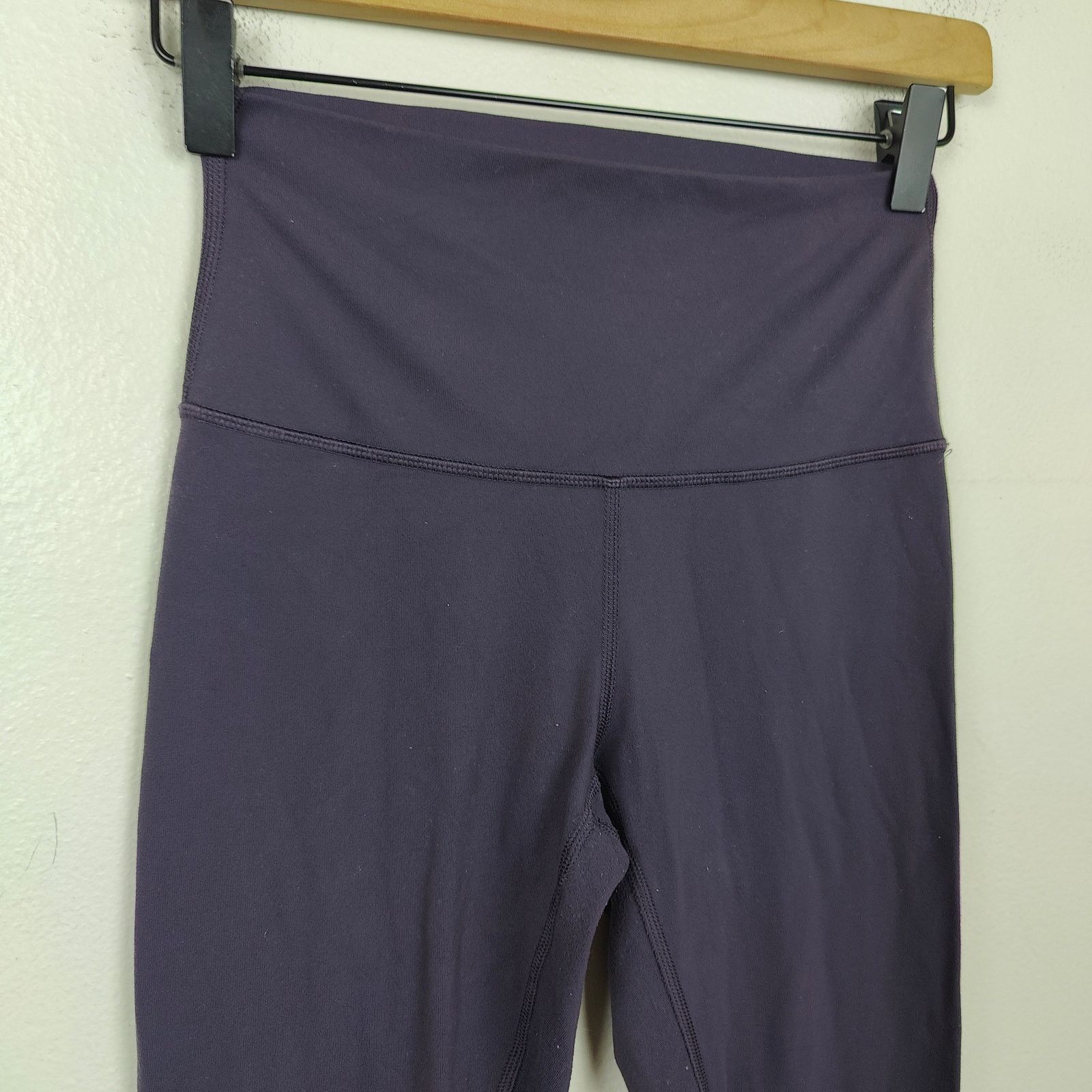Lululemon Lululemon Wunder Under Crop Hi-Rise Leggings 4 Full-On Luon Size 27" / US 4 / IT 40 - 2 Thumbnail