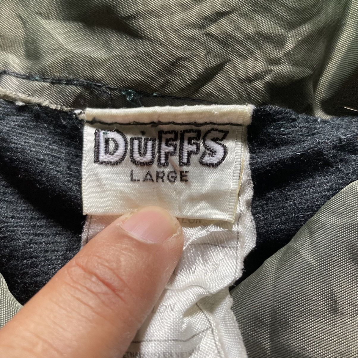 Other Vintage Duffs Skateboard Coach Nylon Sun-Faded Jacket Size US L / EU 52-54 / 3 - 9 Thumbnail