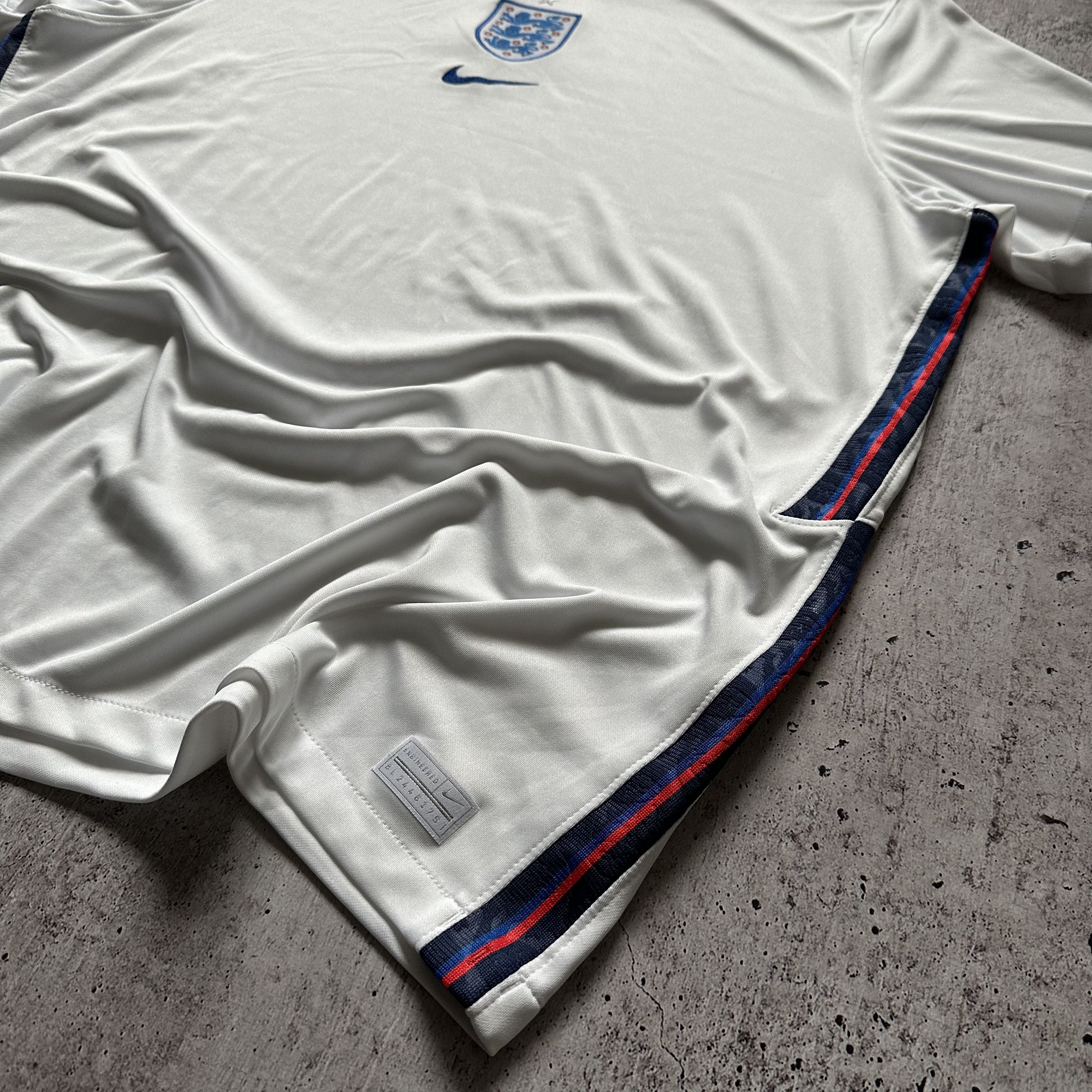 Nike Nike Jersey England Soccer Football Center Swoosh Streetwear Size US XXL / EU 58 / 5 - 4 Thumbnail