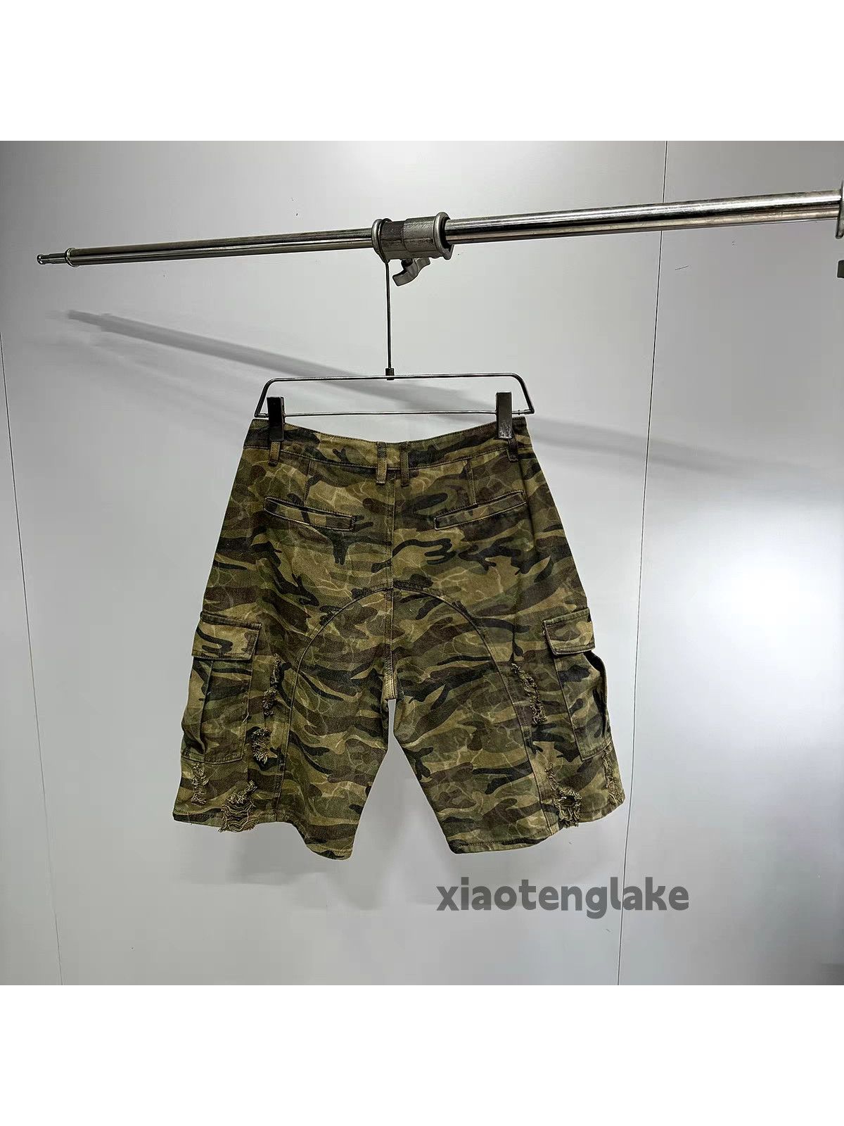 Vintage xtl faded ripped damaged punk grunge camo cargo shorts Size US 34 / EU 50 - 7 Thumbnail
