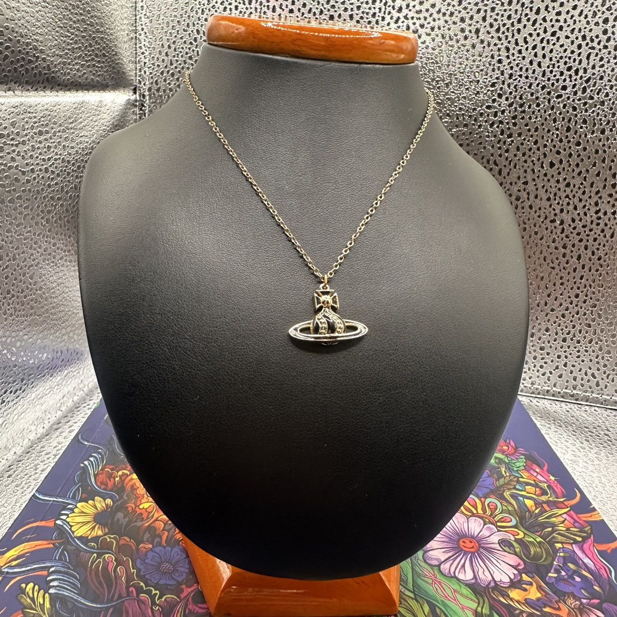 Vivienne Westwood Vivienne Westwood gold black rare ORB necklace Size ONE SIZE - 2 Thumbnail