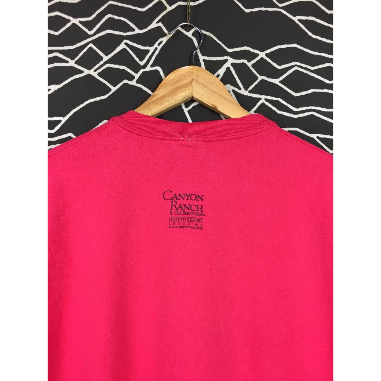 Hanes × Vintage Vtg Y2K Canyon Ranch The Berkshires Health Resort Tee Size US XL / EU 56 / 4 - 6 Thumbnail