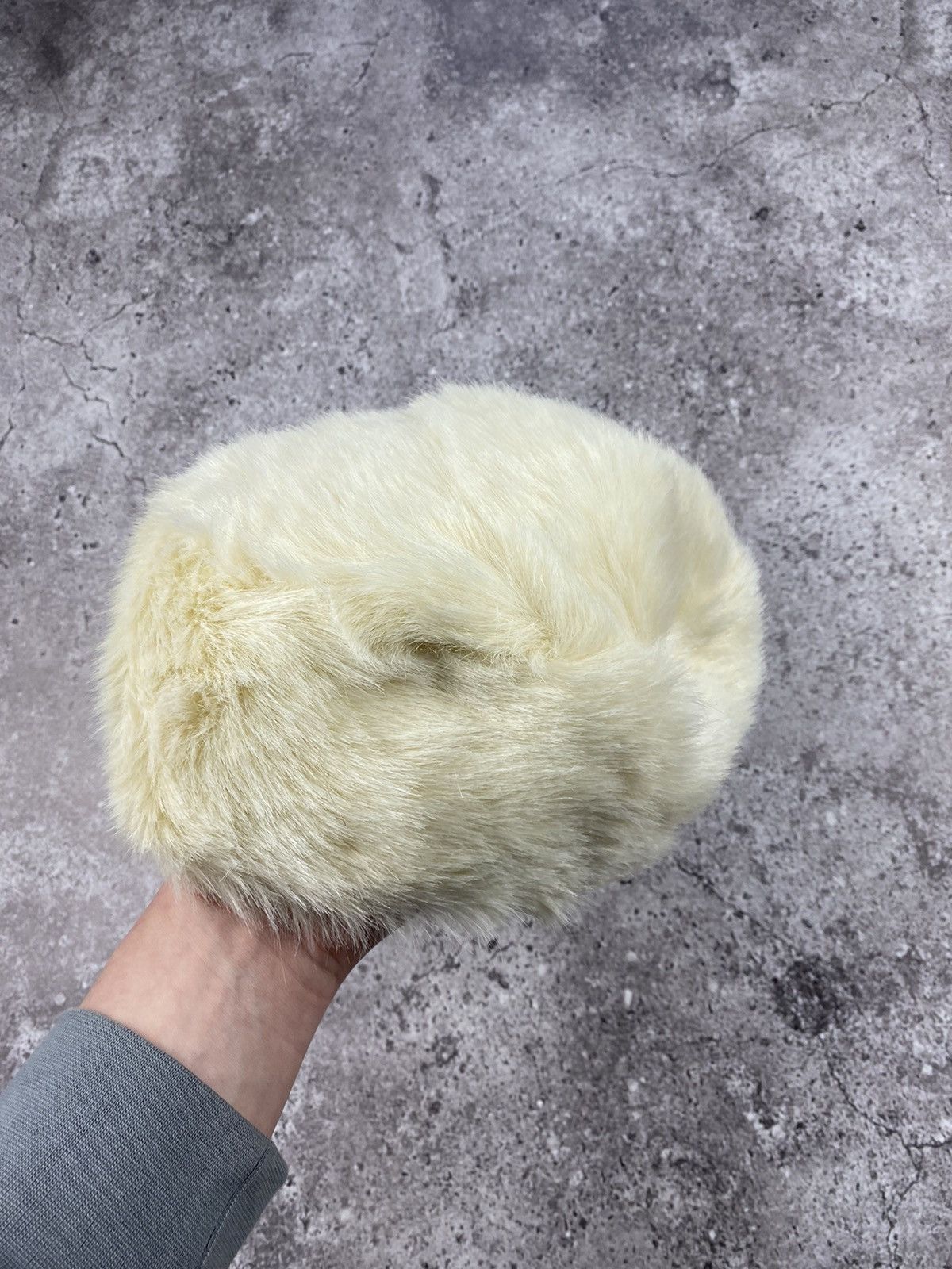 If Six Was Nine × Japanese Brand 80s Vintage white Fur Avant Garde Japan Soviet Hat Size ONE SIZE - 2 Thumbnail