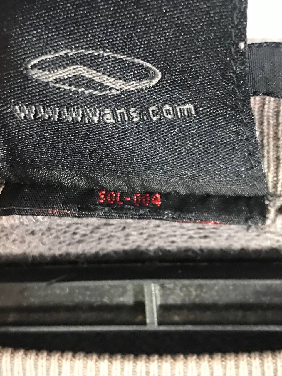 Vans vintage vans skateboard Size US L / EU 52-54 / 3 - 8 Thumbnail
