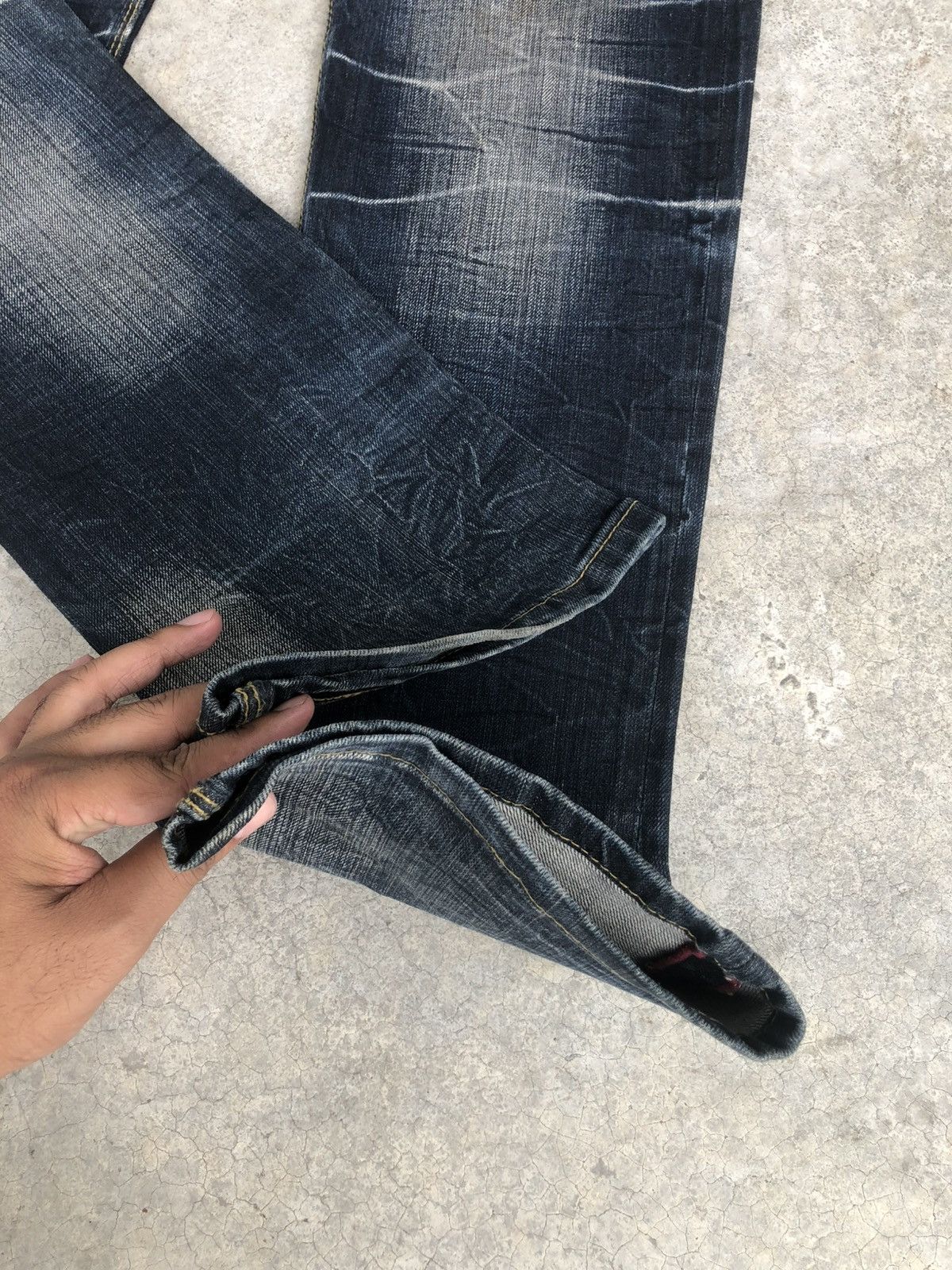 If Six Was Nine Japanese Nicole Flared Jeans Distressed Denim Size US 32 / EU 48 - 17 Thumbnail