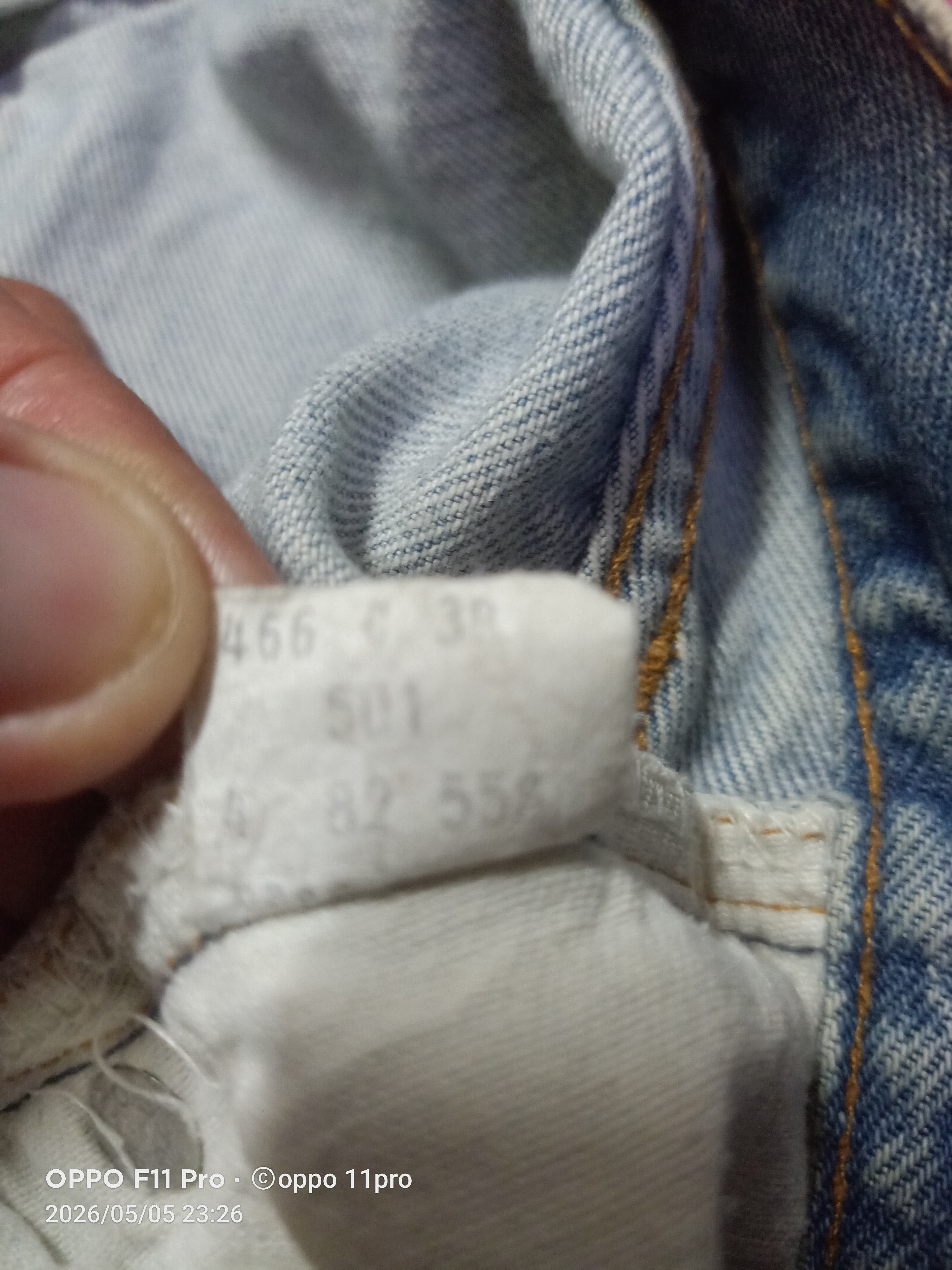 Levi's Vintage Clothing 💥 Levi's Vintage 501 70s Stamp Button 558 Distressdenim 💥 Size US 34 / EU 50 - 19 Thumbnail