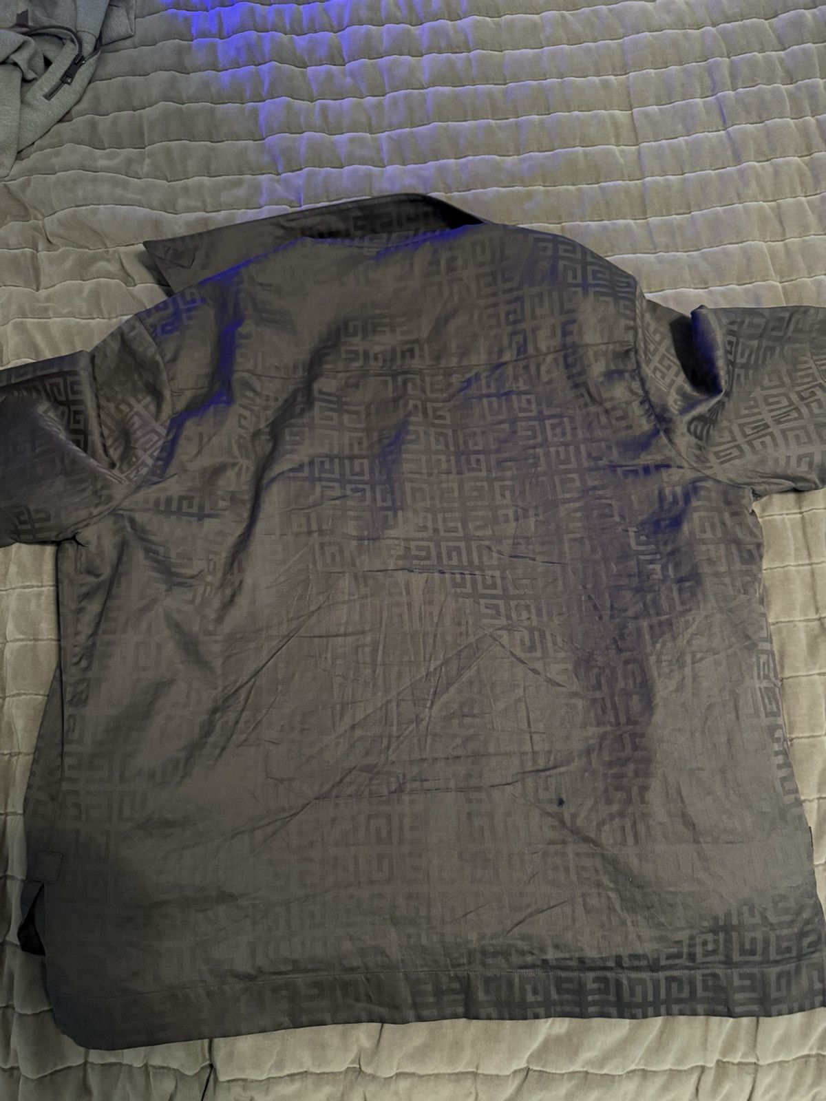 Givenchy SHORT SLEEVES BOXY FIT ZIPPED SHIRT - TITANIUM Size US XXS / EU 40 - 2 Thumbnail