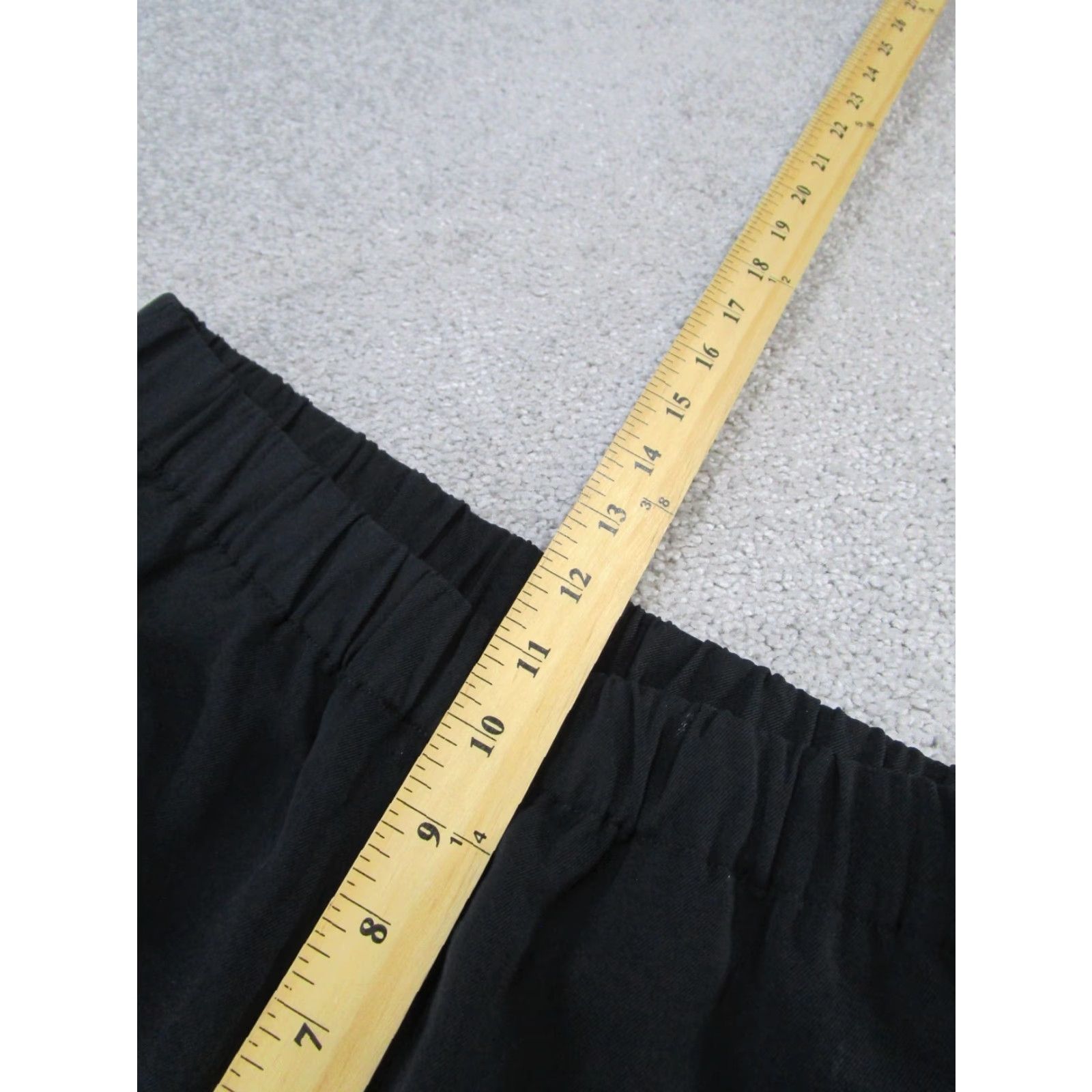 Everlane Everlane Pants Womens 6 Black Tapered Cropped Ankle Zip Knit Flat Front Pull-On Short Pants Womens 6 Black Size 28" / US 6 / IT 42 - 5 Thumbnail