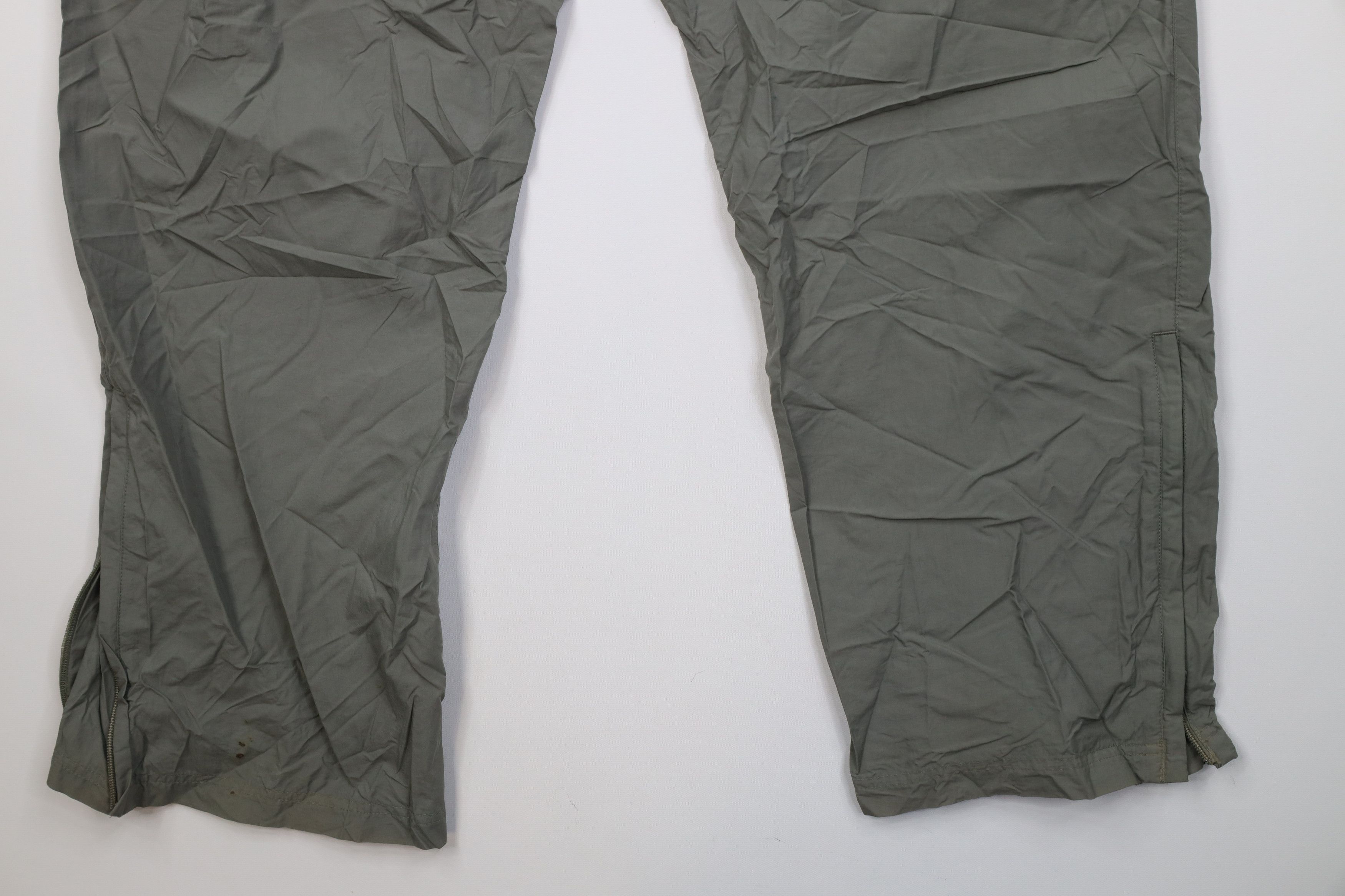 Izod Vintage 90s Y2K Izod Golf Packable Wide Leg Rain Pants Green Size US 40 / EU 56 - 12 Thumbnail