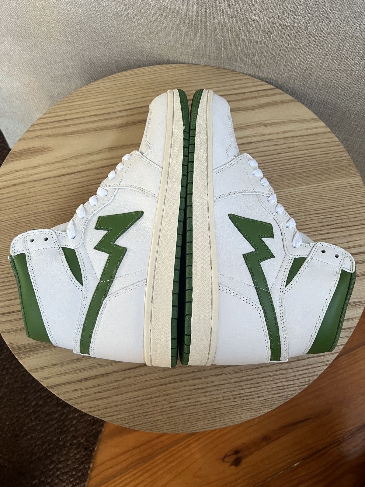 Other WJW “WhoJungWoo” Woosh Pine Green Size US 12 / EU 45 - 2 Thumbnail