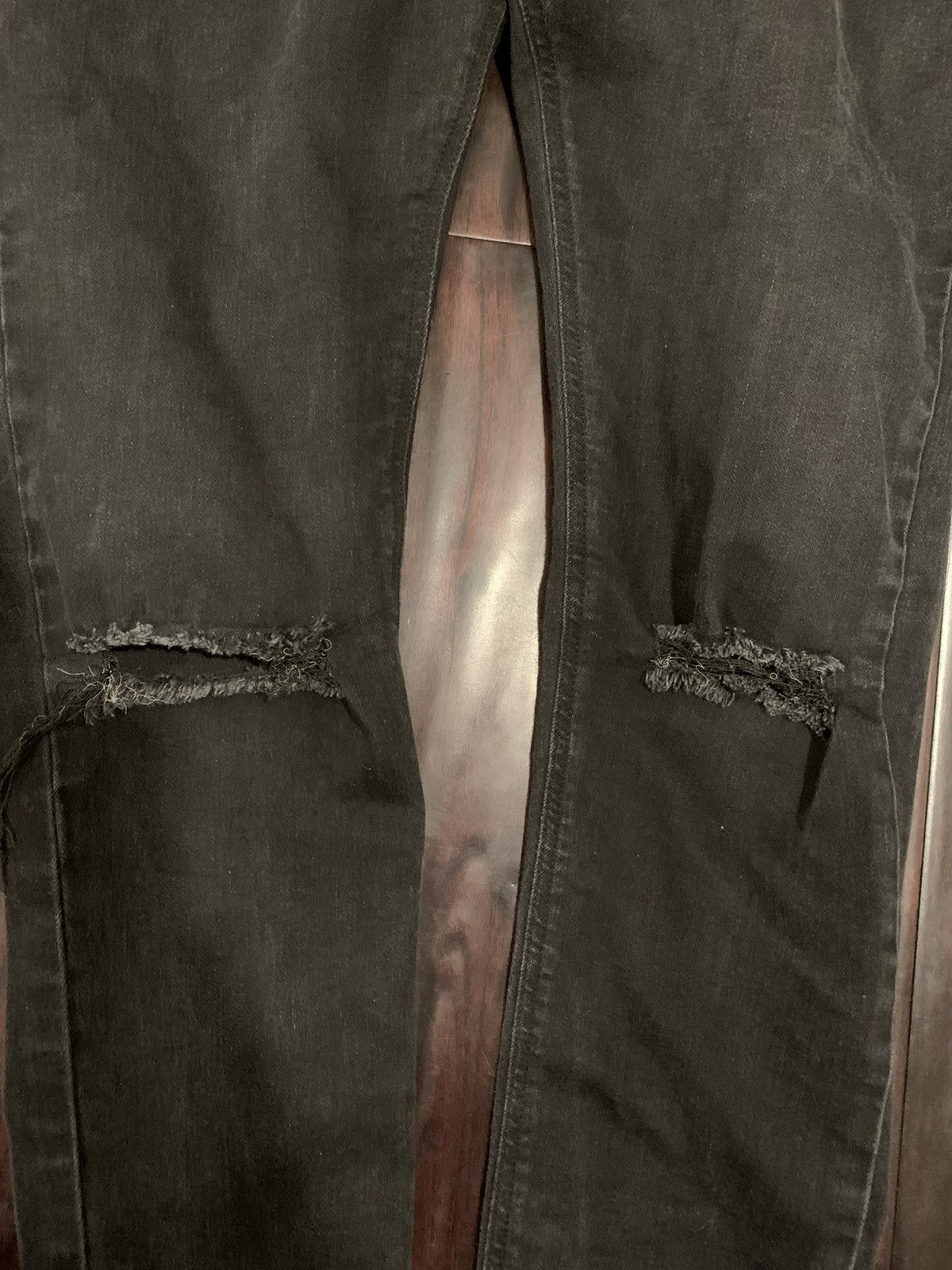 Other black distrissed skinny jeans Size US 31 - 3 Thumbnail
