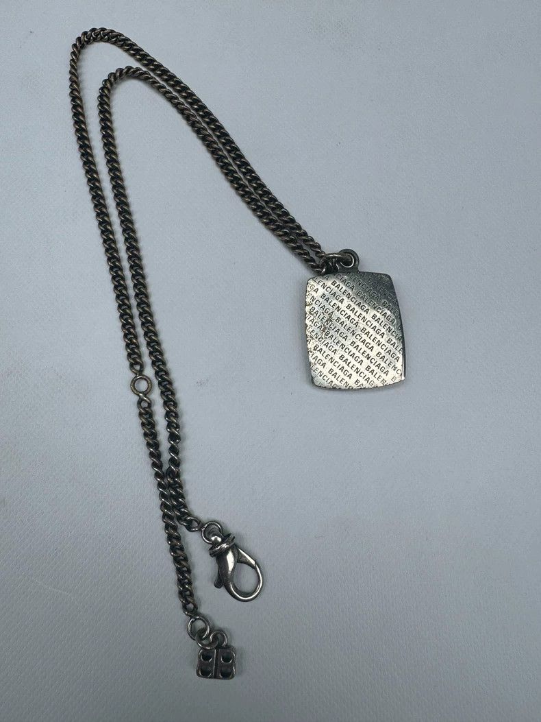Balenciaga Balenciaga Puppy Postcard Necklace 2501-Nextarrow Size ONE SIZE - 2 Thumbnail