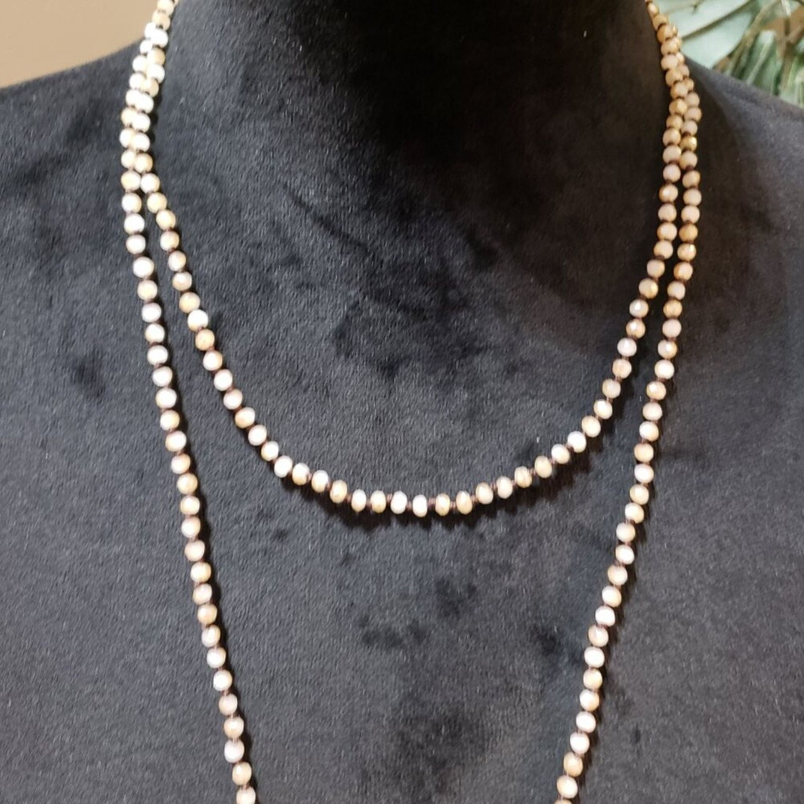 The Unbranded Brand Gold Tone Natural Freshwater Pearl Lariat Tassel Necklace Size ONE SIZE - 6 Thumbnail
