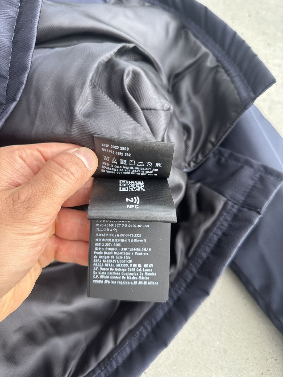 Prada Prada Nylon Navy Set Jacket + Pants Designer Luxury paris Size US M / EU 48-50 / 2 - 9 Thumbnail