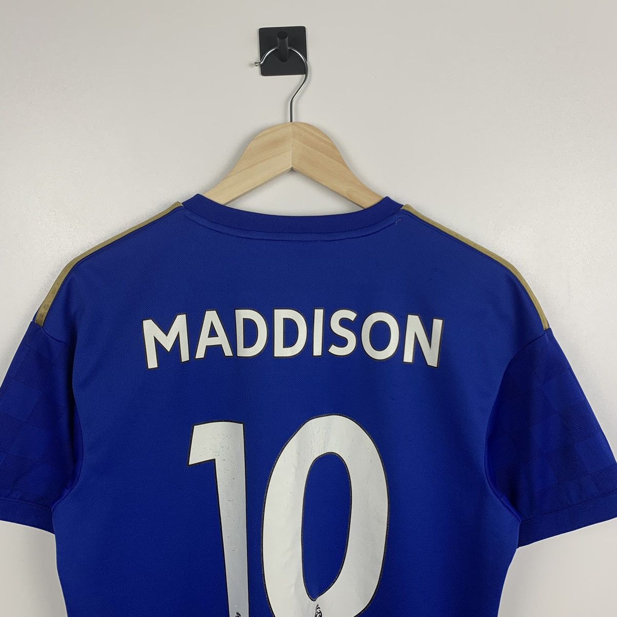 Adidas Adidas Leicester City Home Football Jersey #10 Maddison Kit Size US M / EU 48-50 / 2 - 9 Thumbnail