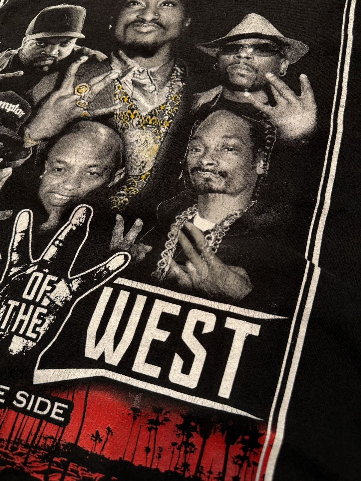 Vintage ***FINAL DROP***RARE KINGS OF THE WEST COAST CONCERT TANK XL Size US XL / EU 56 / 4 - 4 Thumbnail