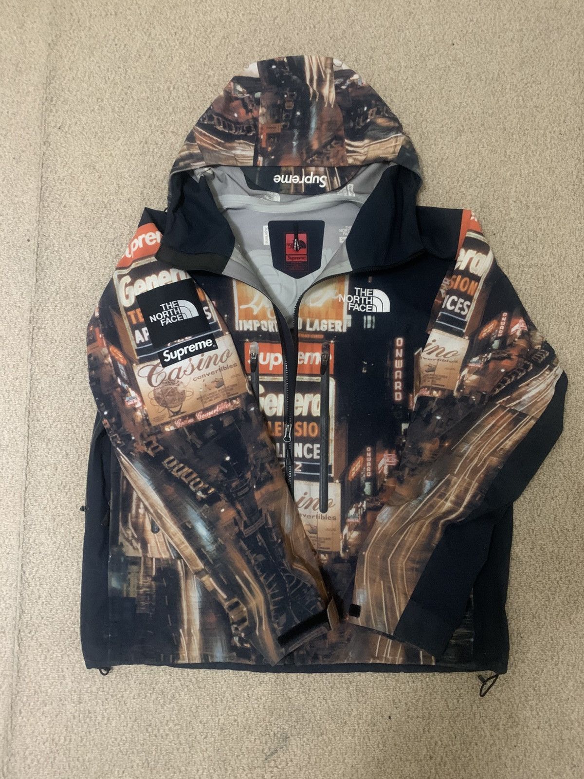 Supreme The north face supreme time square jacket Size US L / EU 52-54 / 3 - 4 Thumbnail