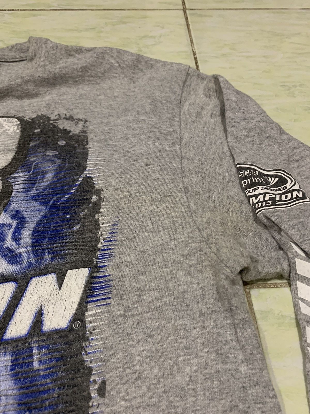 NASCAR NASCAR Jimmie Johnson Racing Long Sleeve T Shirt 2013 Size US L / EU 52-54 / 3 - 8 Thumbnail