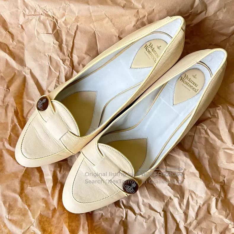 Vivienne Westwood Vivienne Westwood Low Cut Leather Shoes with Saturn Buckle Size US 6.5 / IT 36.5 - 2 Thumbnail