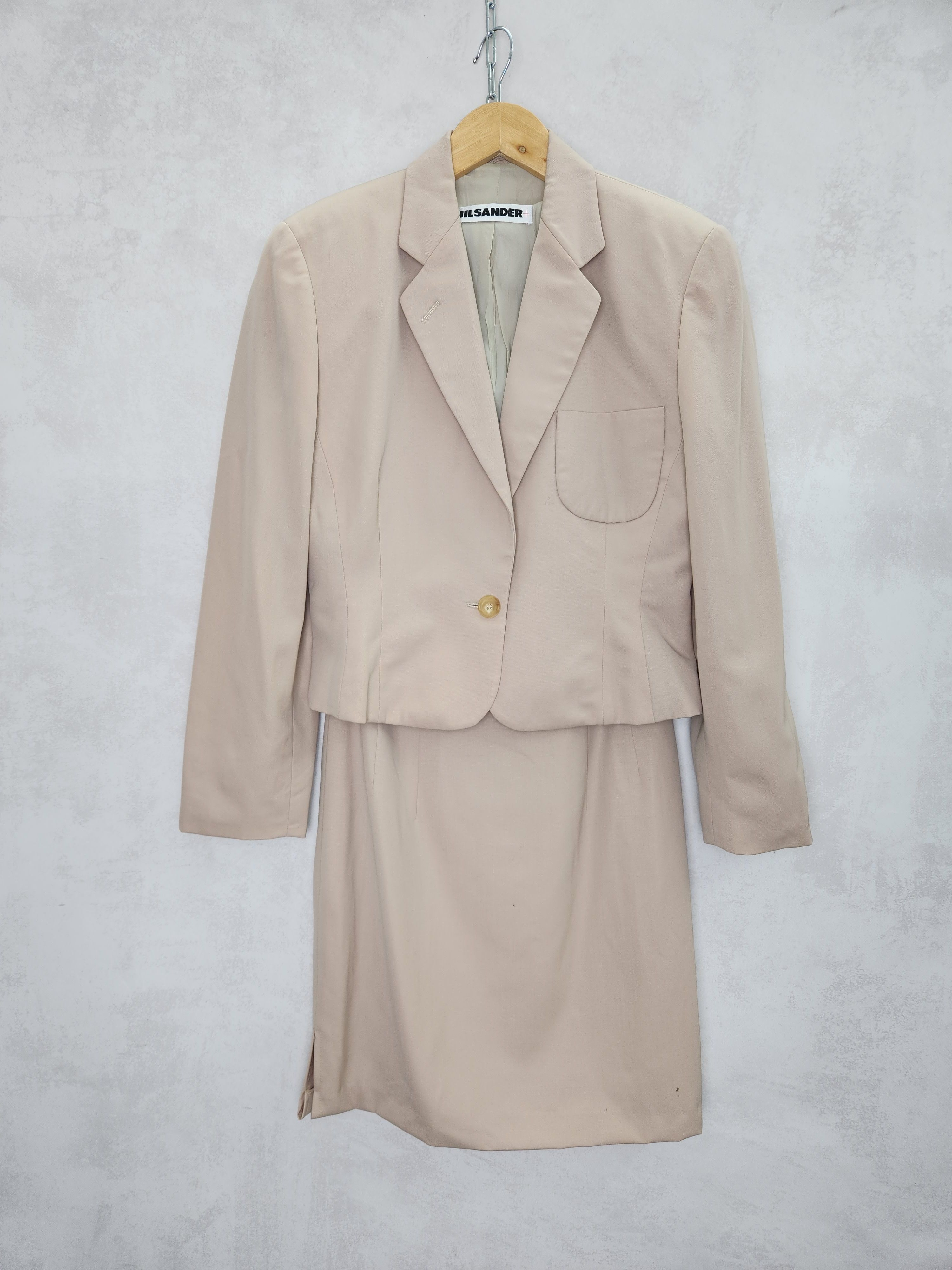 Jil Sander Jil Sander + beige viscose suit blazer skirt size 38 Size M / US 6-8 / IT 42-44 - 1 Thumbnail