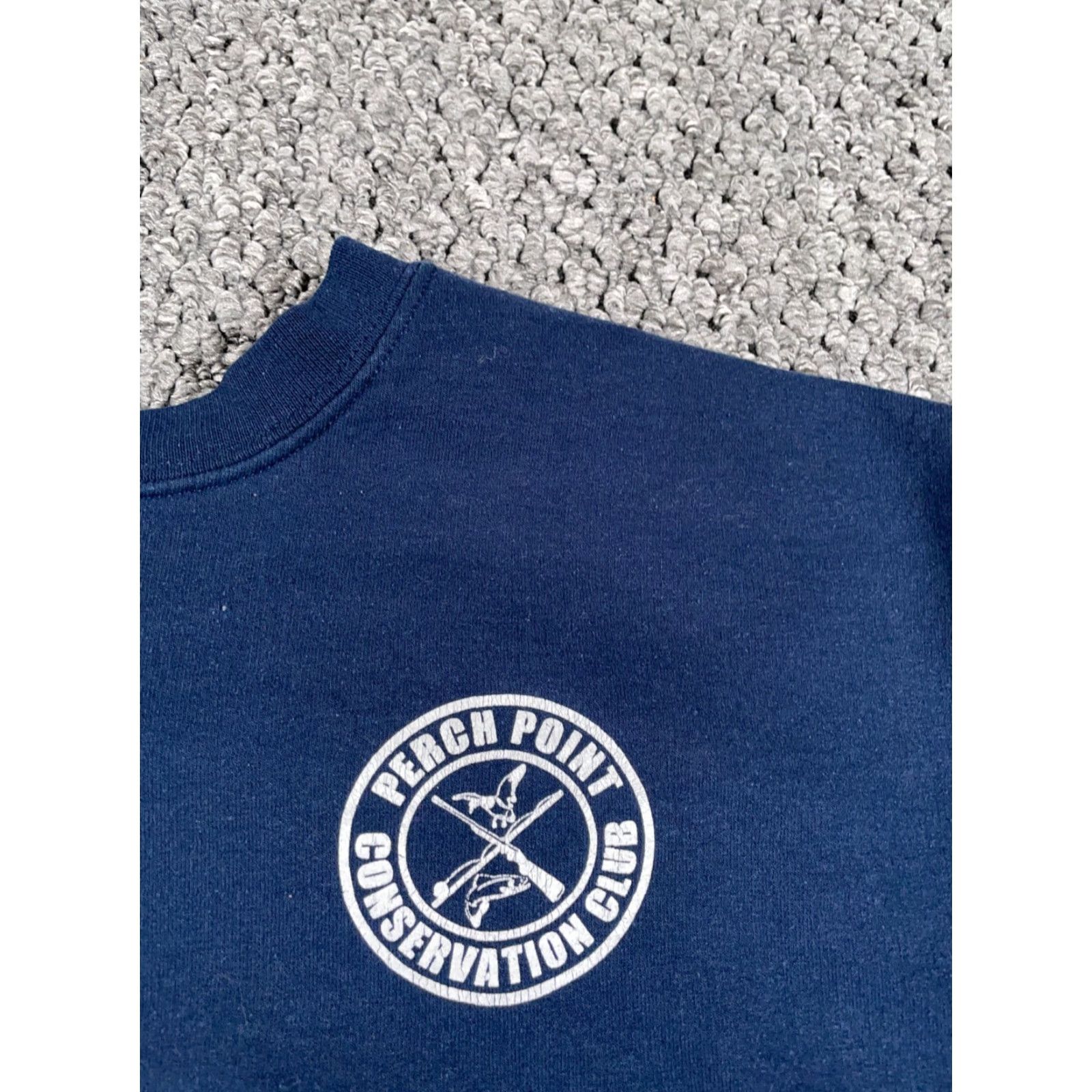 Gildan VINTAGE Retro Michigan Perch Point Conservation Club Sweatshirt Adult XL Dark Blue Boxy Size US XL / EU 56 / 4 - 6 Thumbnail