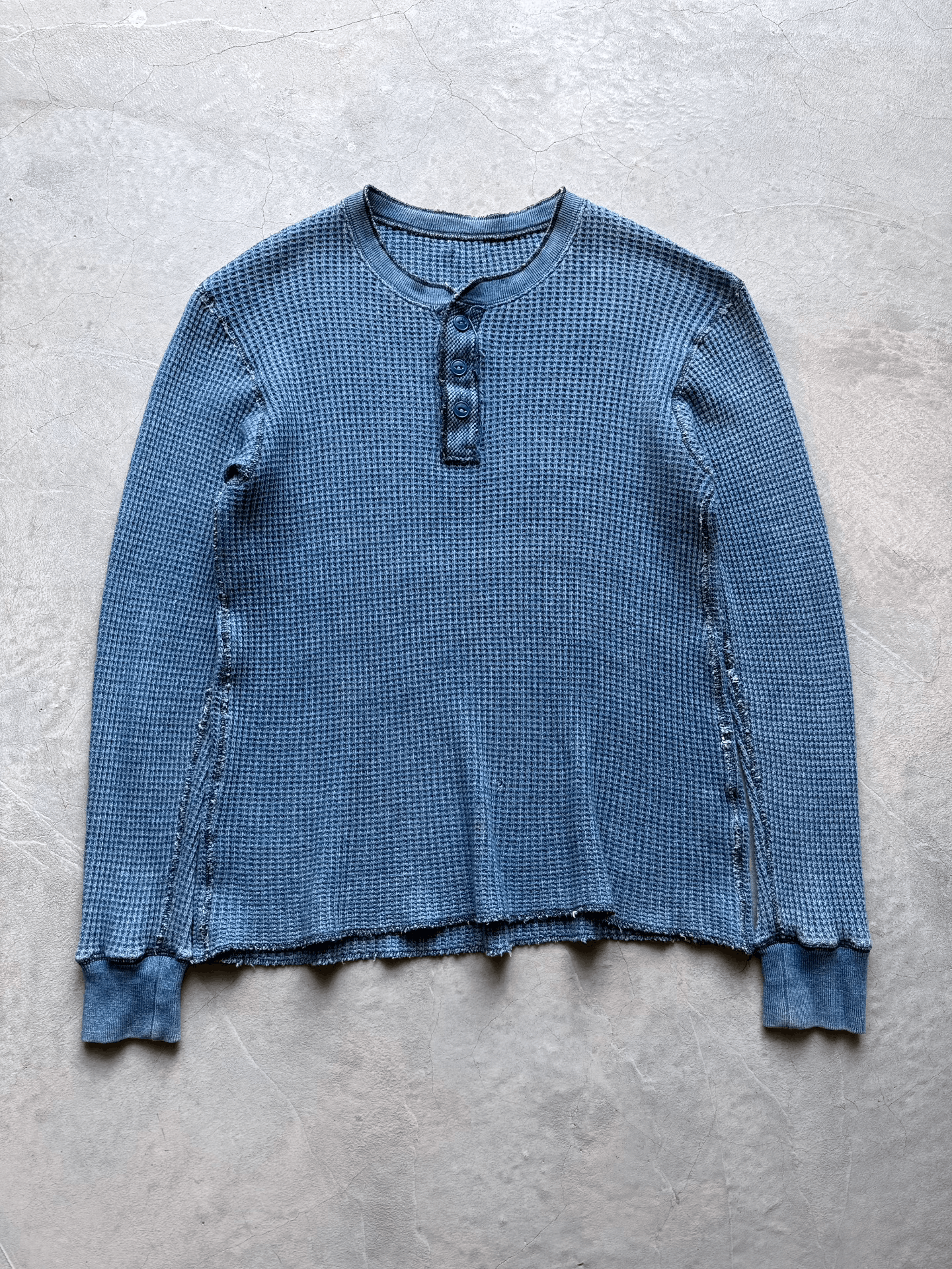 Vintage Vintage 90s Indigo Waffle-knit Henley Size US L / EU 52-54 / 3 - 1 Thumbnail