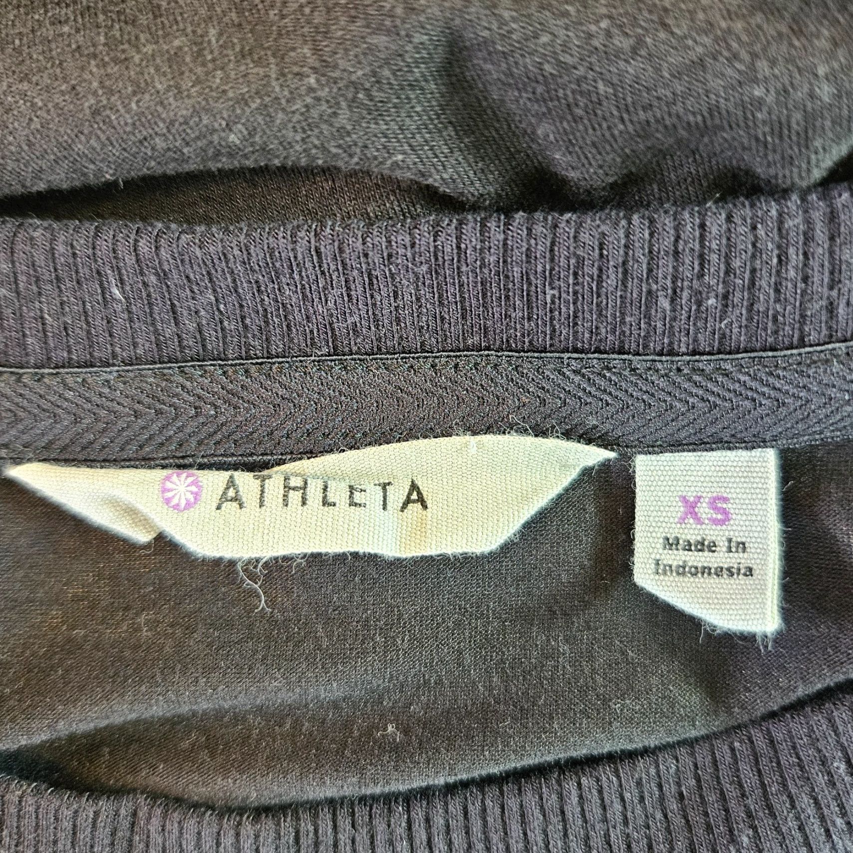 Athleta Athleta Womens Topanga Tee Dress XS Solid Black Short Sleeve Ruched Shirt Dress Size 26" / US 2 / IT 38 - 6 Thumbnail