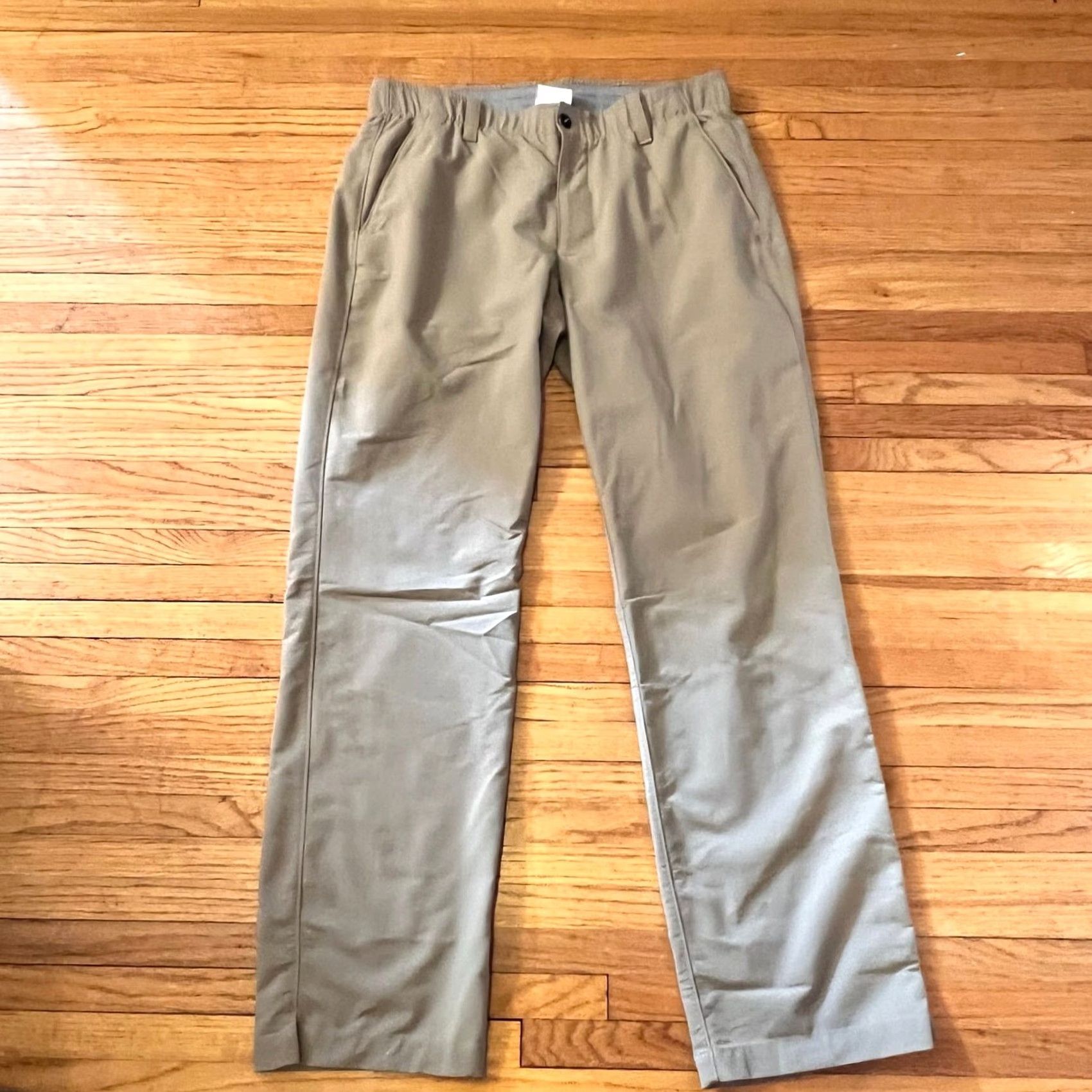 Under Armour Under Armour Pants Mens 36 X32 Performance Golf Straight Leg Tan Beige 36 Regular Men Chino Inseam 31 in Mens Size US 36 / EU 52 - 2 Thumbnail