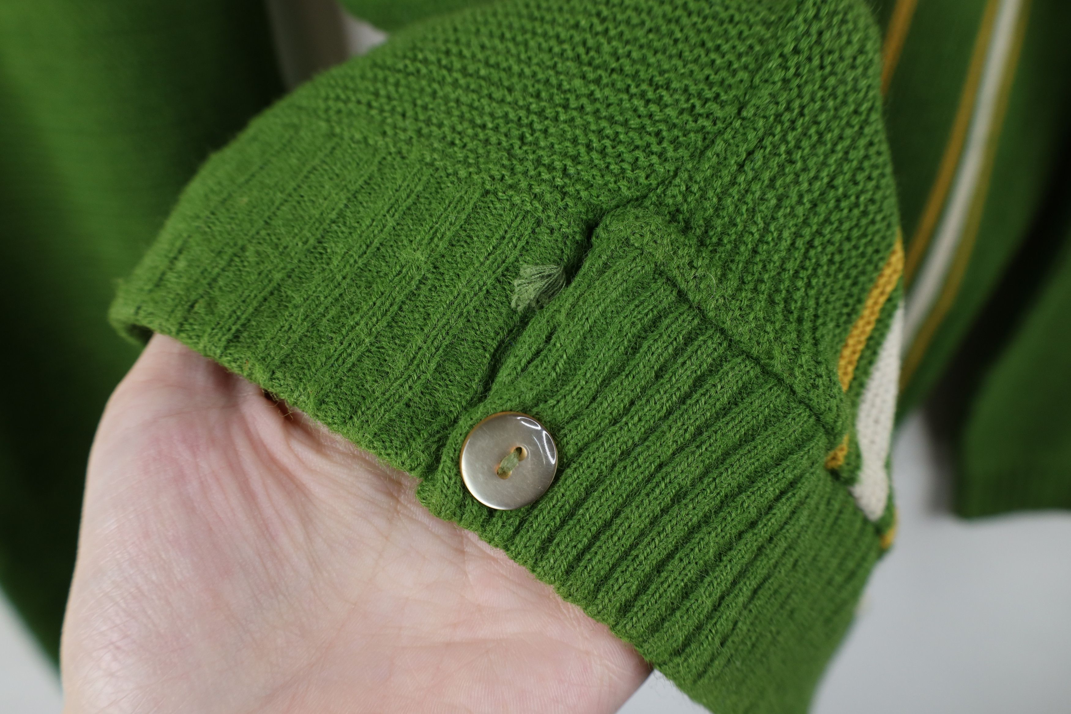 Vintage Vintage 50s 60s Streetwear Cardigan Sweater Green USA Size US L / EU 52-54 / 3 - 4 Thumbnail