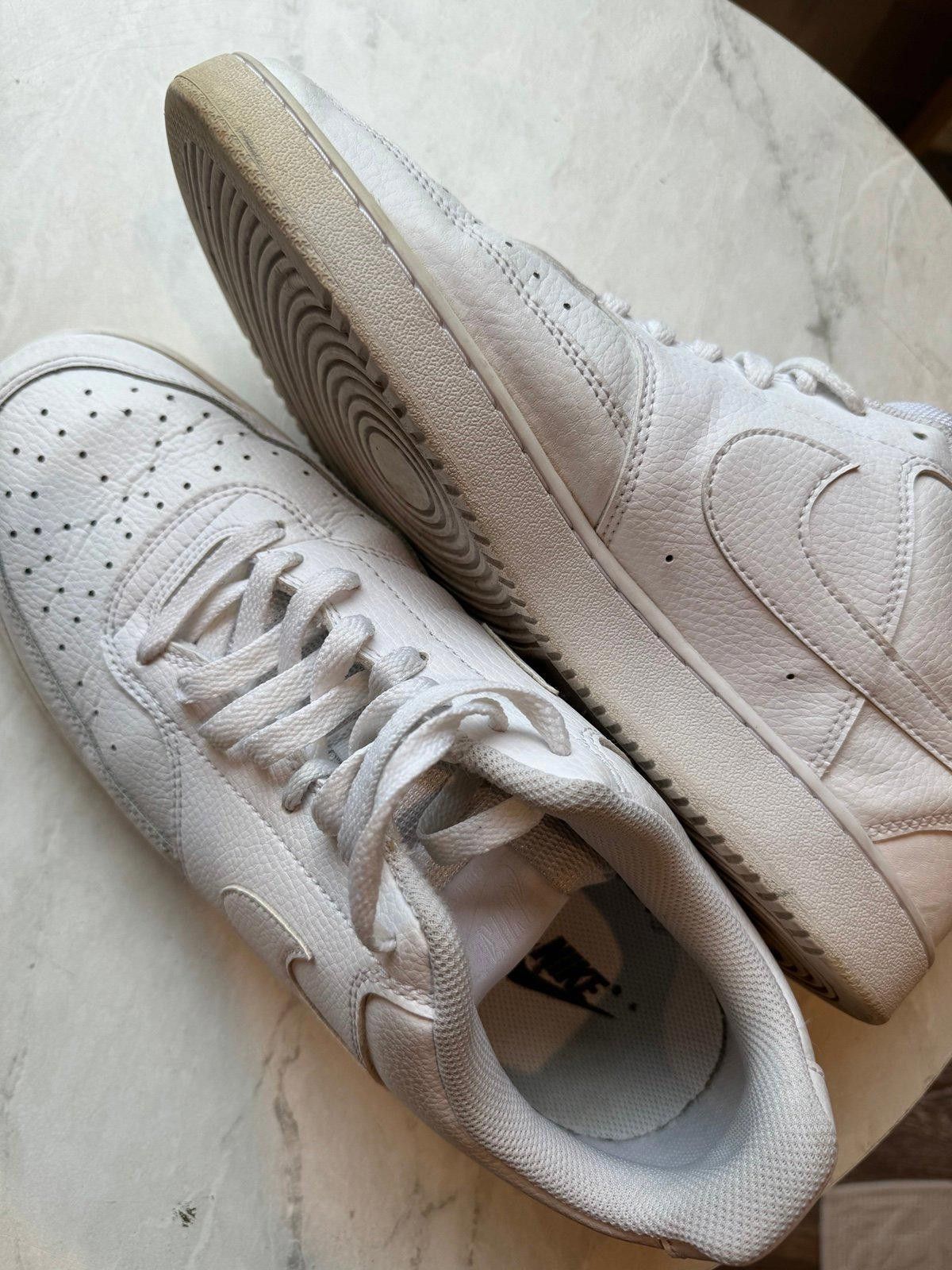 Nike Nike white air force Size US 12 / EU 45 - 2 Thumbnail
