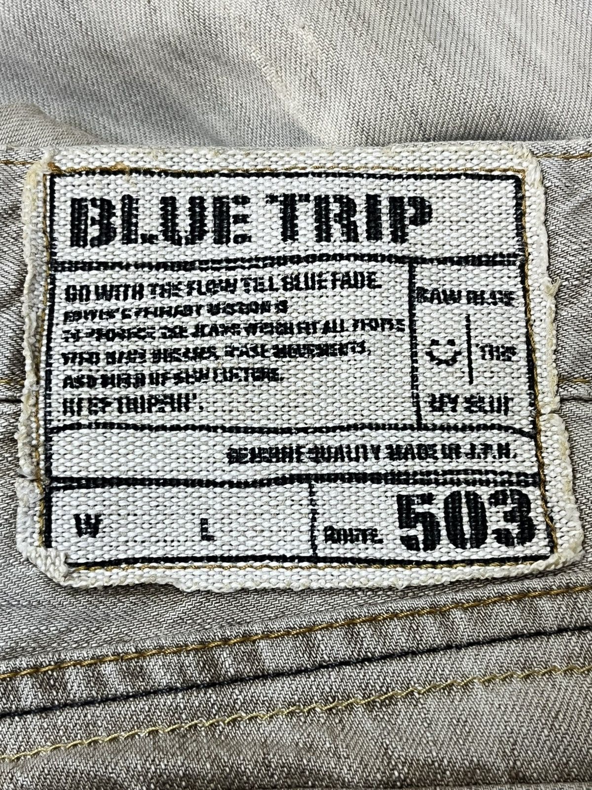 Edwin VINTAGE EDWIN 503 FLARED/BOOT CUT BLUE TRIP DISTRESSED JEANS Size US 34 / EU 50 - 15 Thumbnail