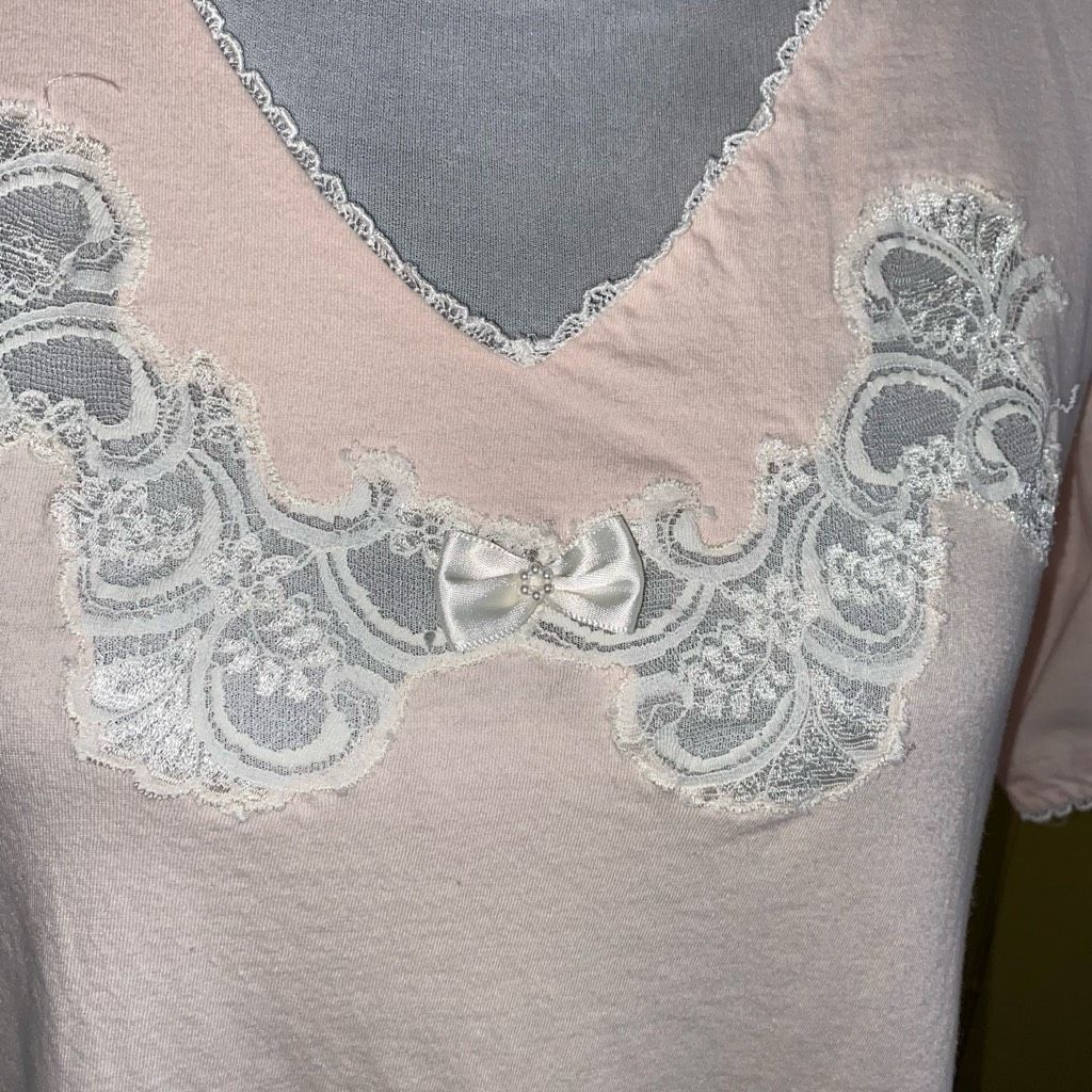 Dior Christian Dior women M v-cut neckline short sleeve pullover Size ONE SIZE - 2 Thumbnail