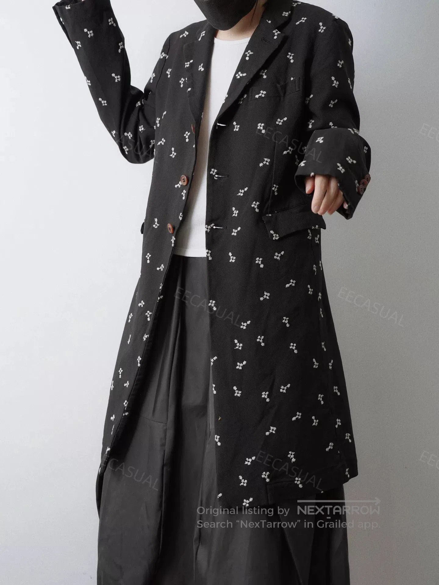 CDG by Comme des Garcons Black Embroidered Long Coat by Comme des Garçons. Size S / US 4 / IT 40 - 2 Thumbnail