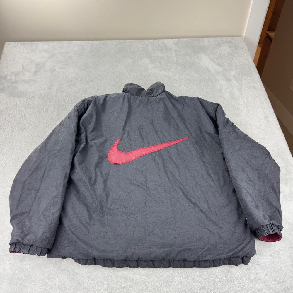 Nike Vintage Nike Y2K Men's Size Large Reversible Big Nike Logo Size US L / EU 52-54 / 3 - 1 Thumbnail