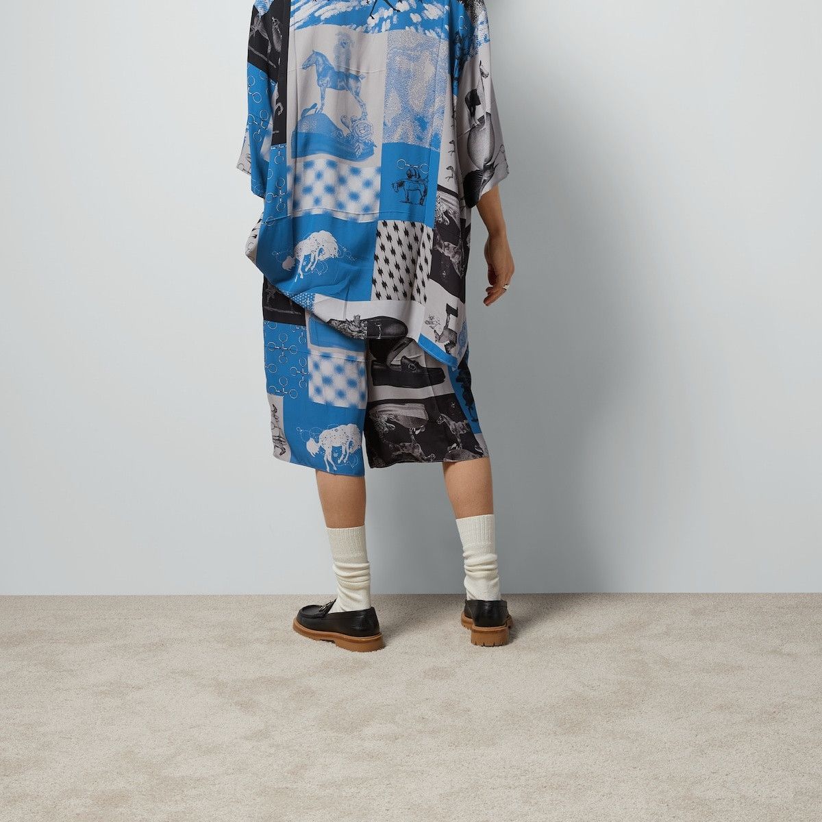 Gucci o1mt1gz0825 Graphic Print Viscose Shorts in Multicolor Size US 30 / EU 46 - 5 Thumbnail