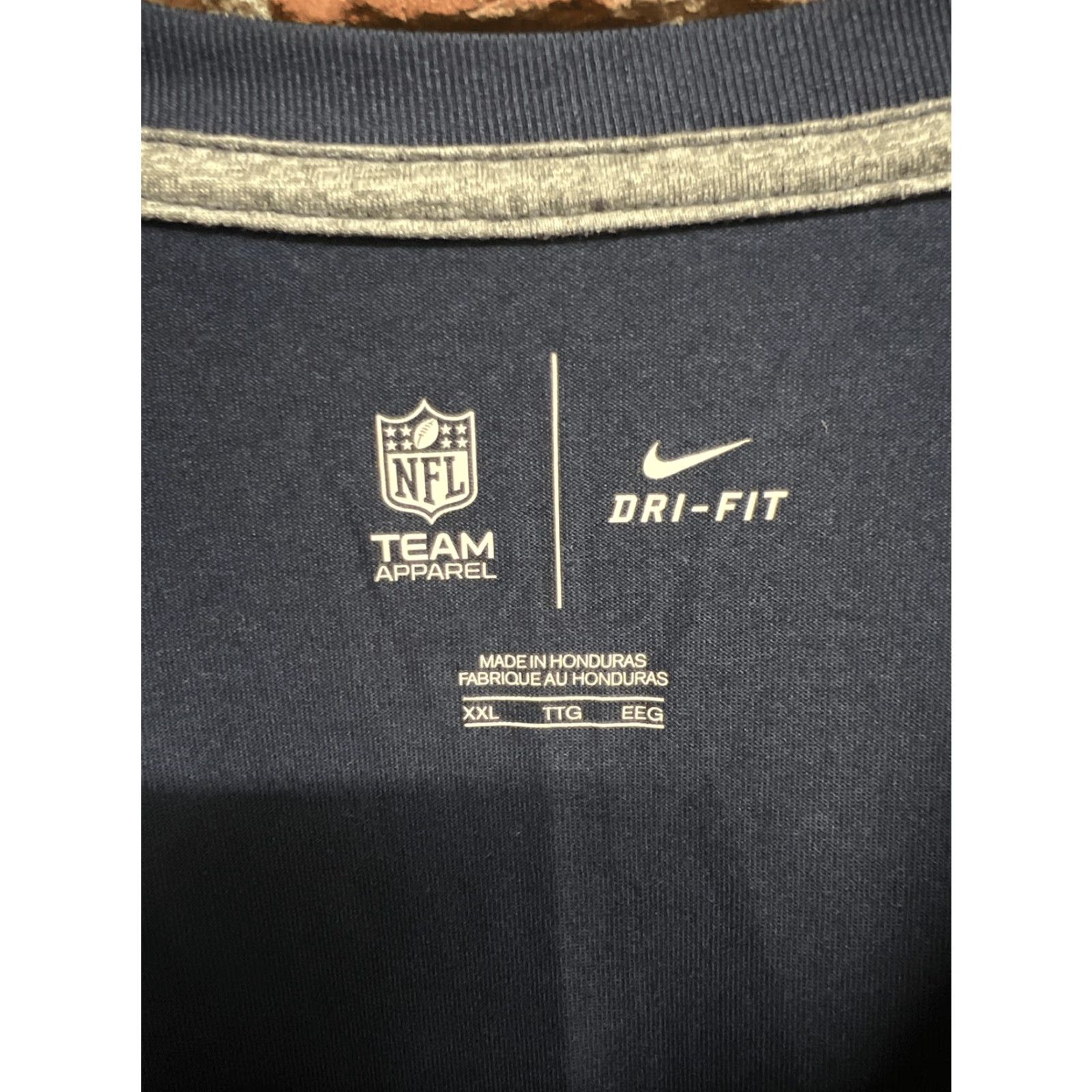 Nike Nike Dri-FIT NFL T-Shirt Blue 2XL Men Patriots New England Sports Graphic Short Sleeve Crew Neck Vintage? No Size US XXL / EU 58 / 5 - 3 Thumbnail