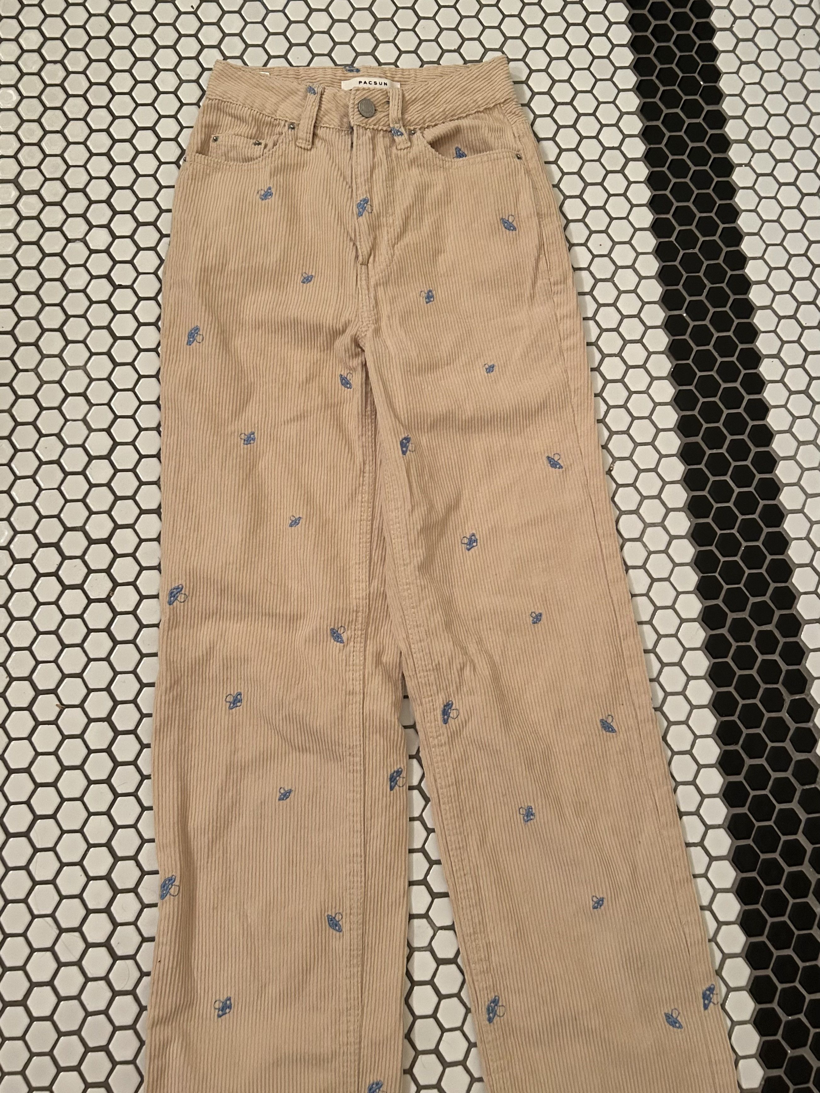 Pacsun Pacsun Boyfriend Embroidered Mushroom Jeans Size 24" / US 00 / IT 34 - 2 Thumbnail