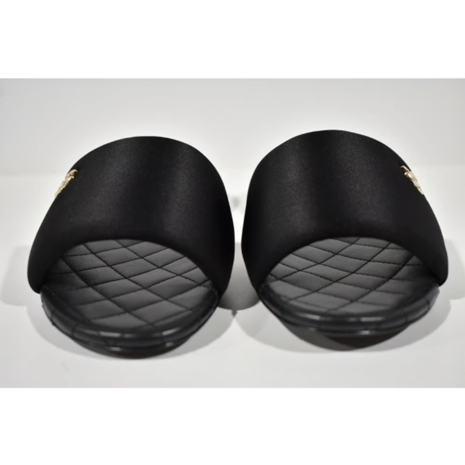 Chanel 22P Satin CC Logo Quilted Slide Mule Sandal Flop Flat 38 Size US 8 / IT 38 - 9 Thumbnail